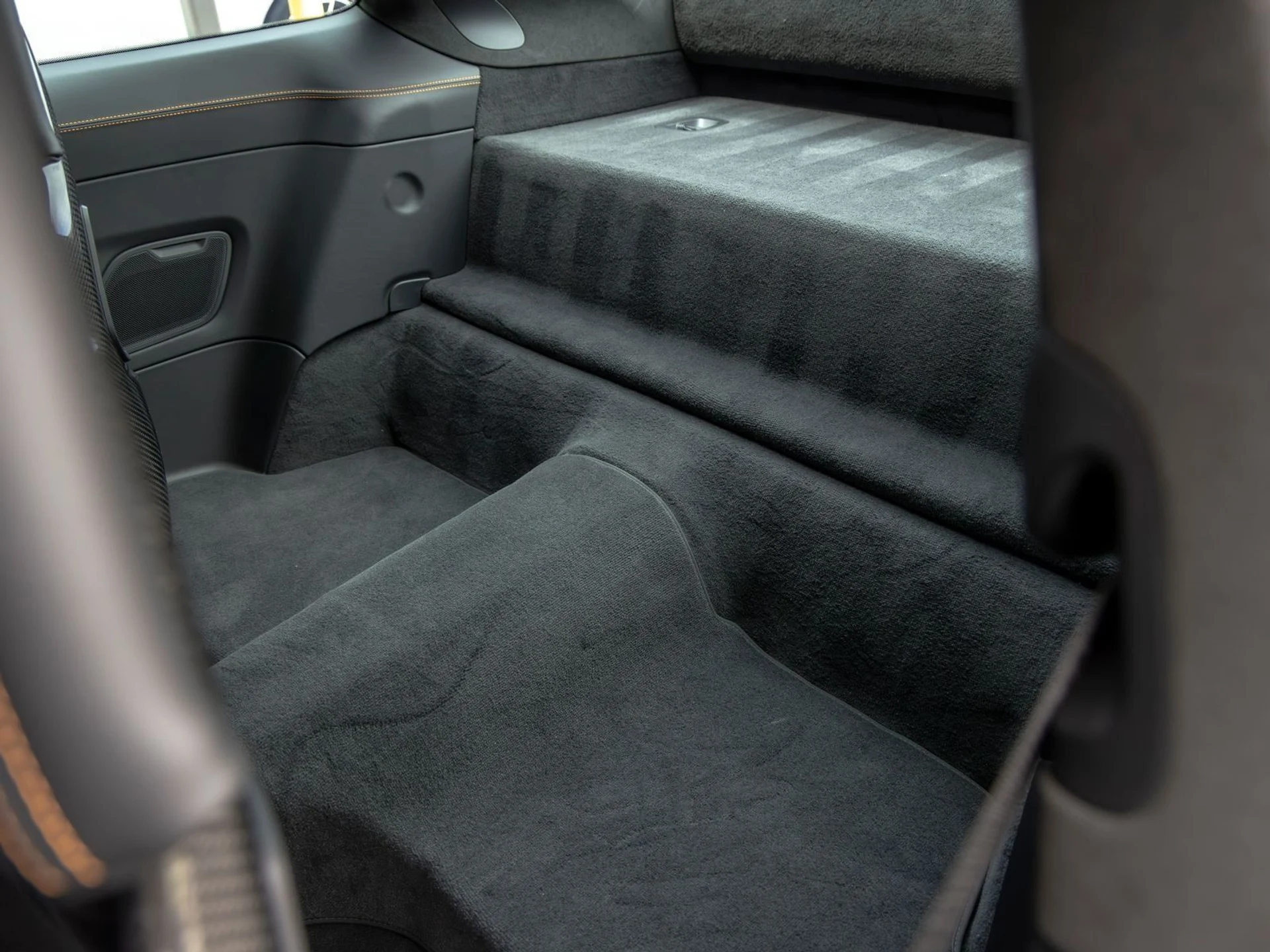 mph050_1476138698_51_4f5a852eb2