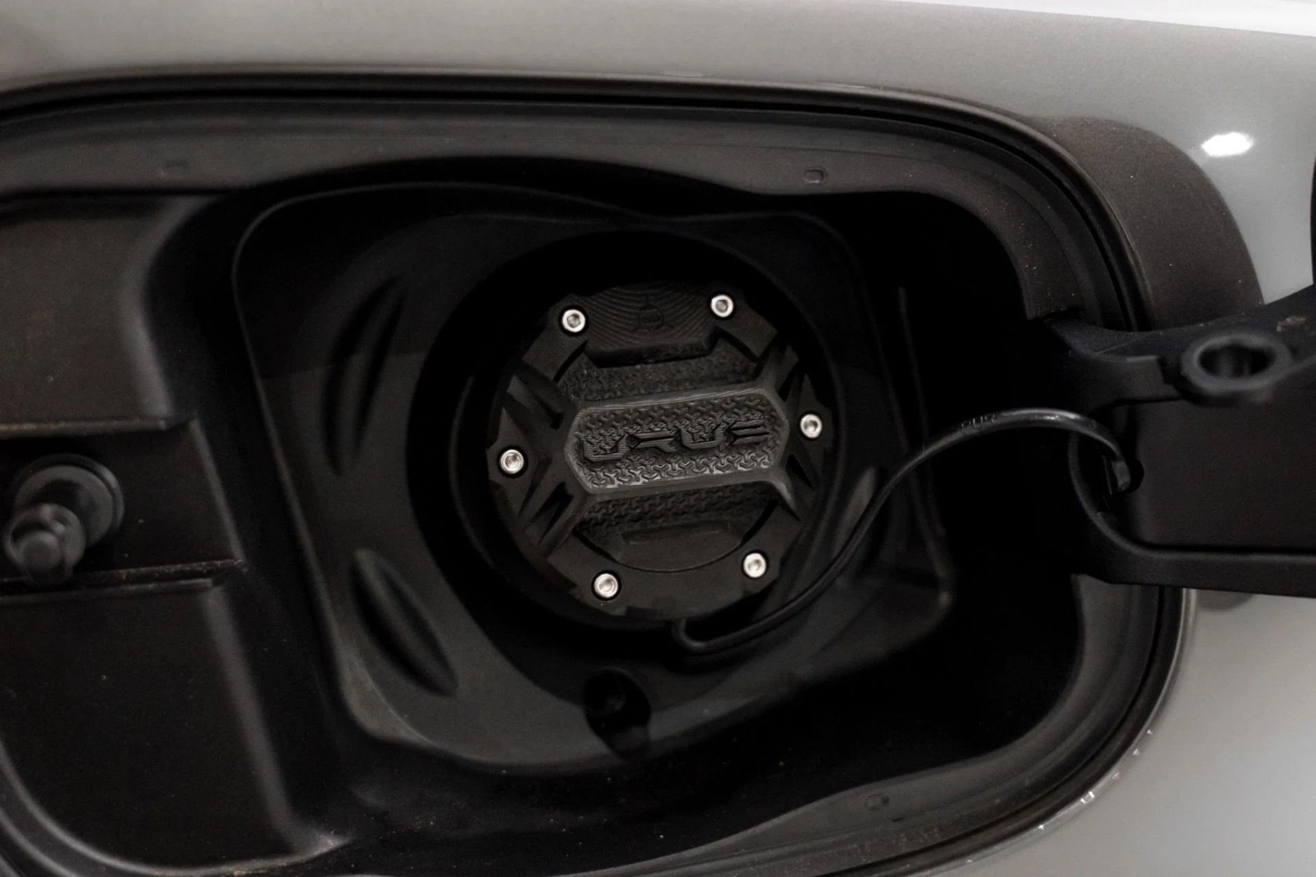 mph050_1480395307_Used_2025_Lamborghini_Urus_SE_1792099589_537b069f9d