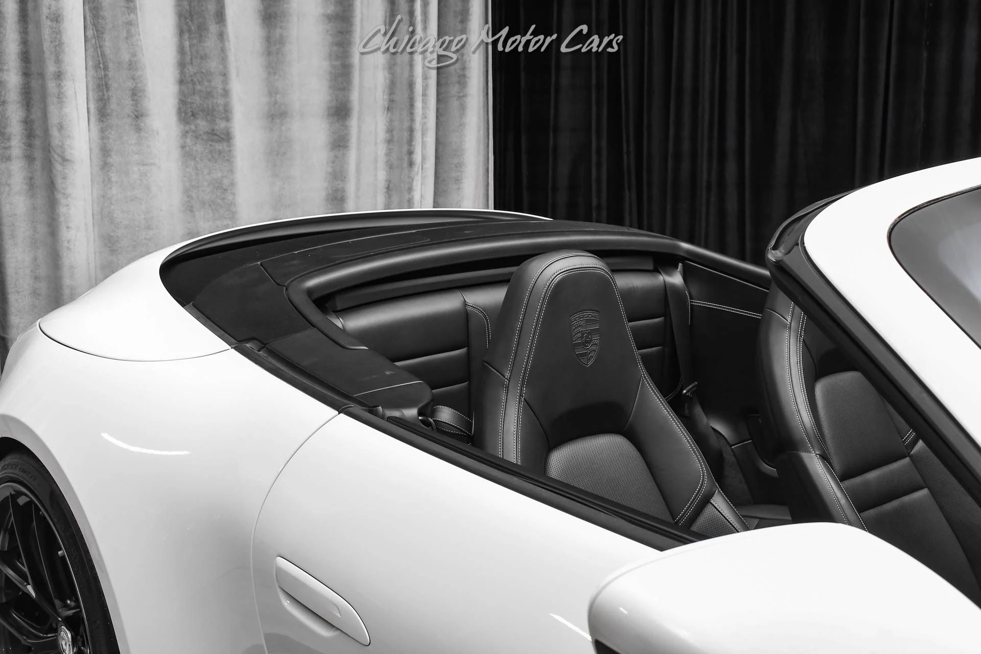 mph050_1513123037_9172_p51_l_a788433a7a