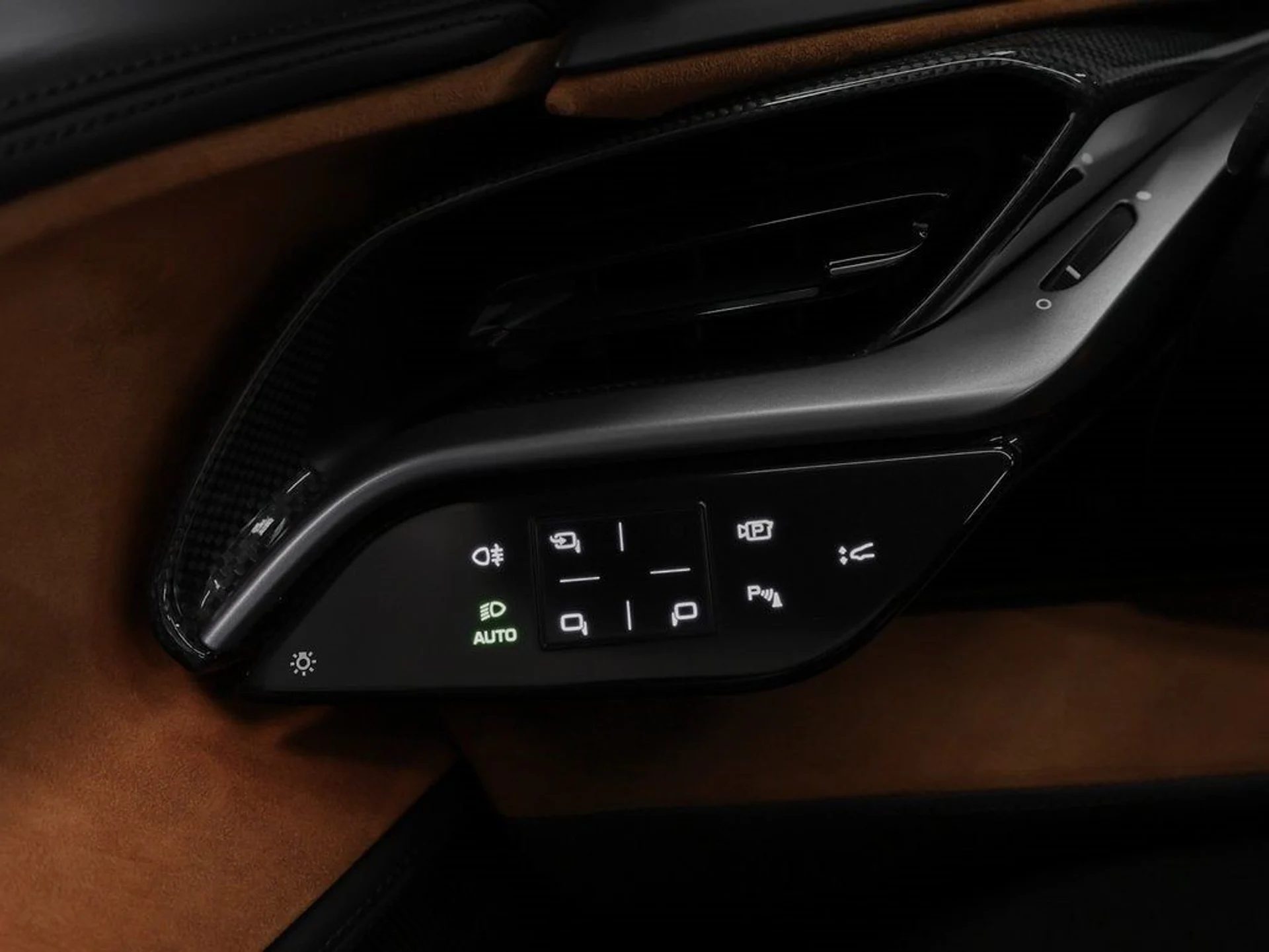 mph050_151951614_51_34f7c65151