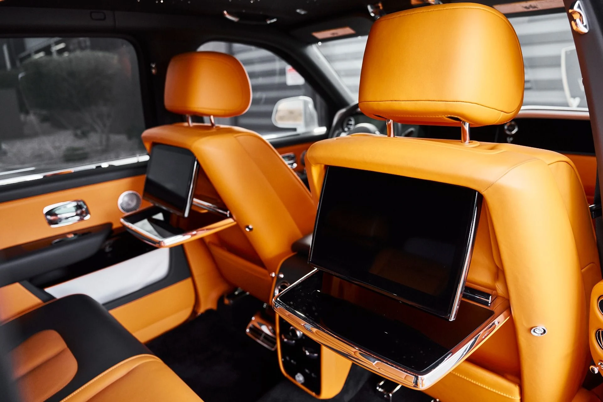 mph050_1522802891_Used_2025_Rolls_Royce_Cullinan_Base_1770950915_98e79f50b8