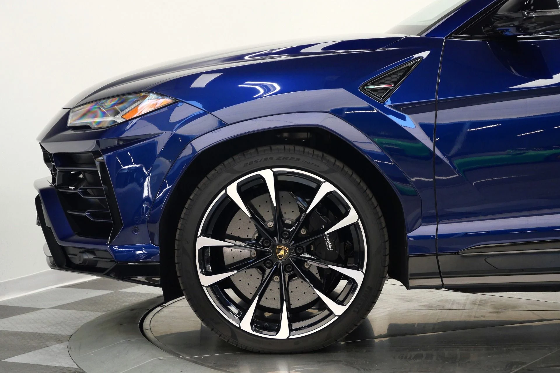 mph050_1595505617_Used_2022_Lamborghini_Urus_23_Inch_Wheels_Two_Tone_Interior_Bang_and_Olufsen_Audio_1775677581_7c72d07907