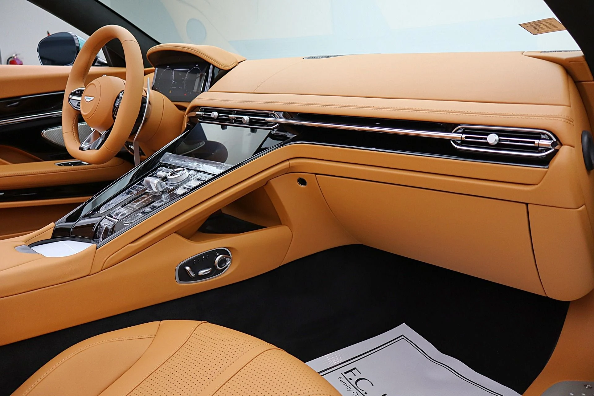 mph050_1599506370_New_2026_Aston_Martin_DB_12_Volante_fb61a2897c