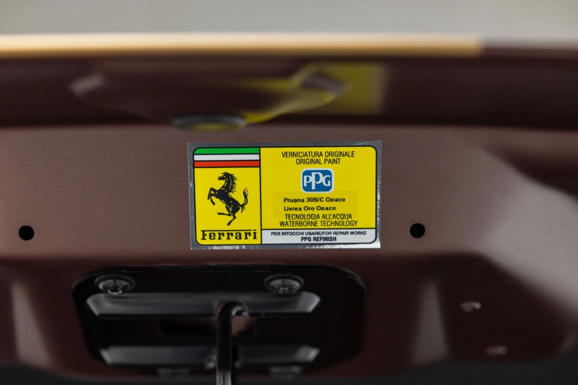 mph050_1618815352_13437_p51_l_b1b48dc169