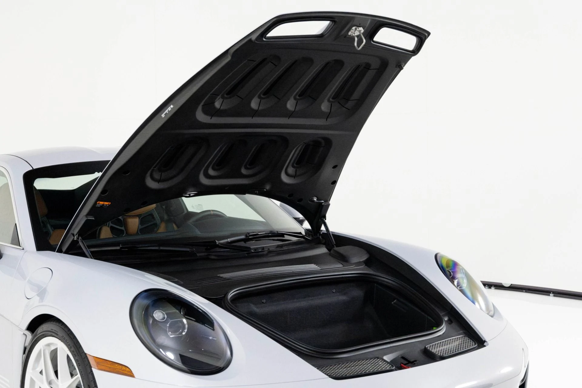 mph050_1677247156_Used_2024_Porsche_911_ST_1762299746_e7e21a099f