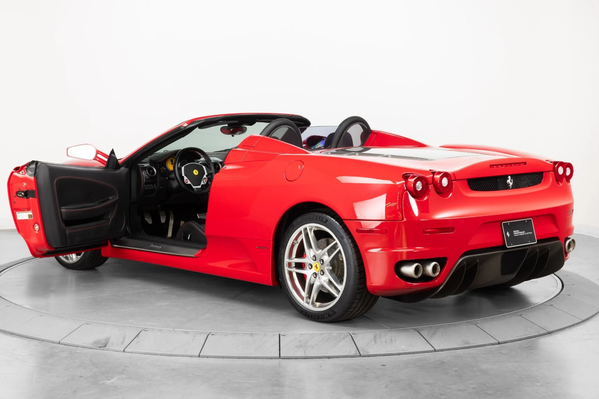 mph050_1686911027_Used_2007_Ferrari_F430_Spider_1790861289_1666fc2160