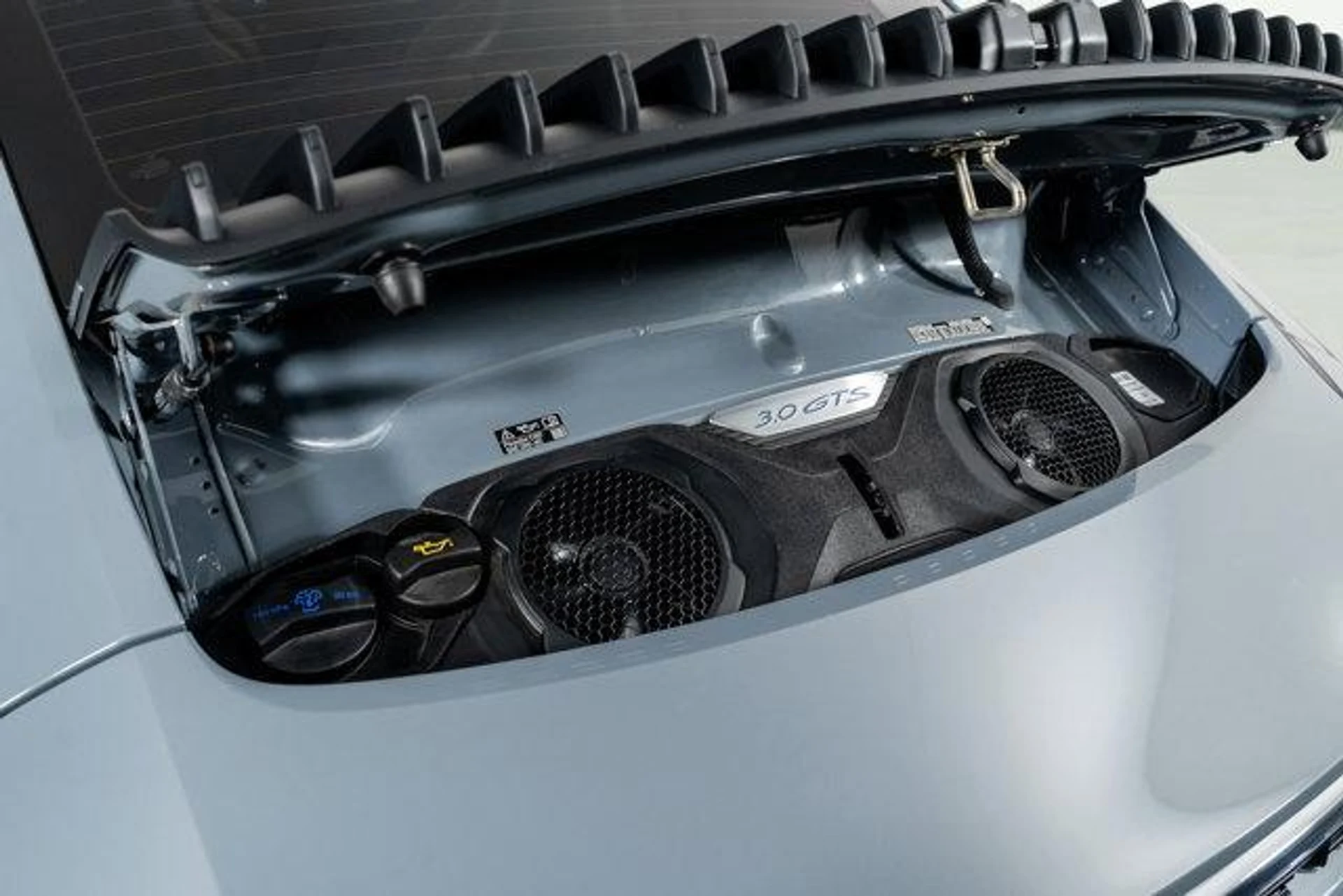 mph050_1704376050_B_Qb_Ecmk_KQFF_9_Gxt_O_Ef_Iizb_G9_E0_4448c43e7b