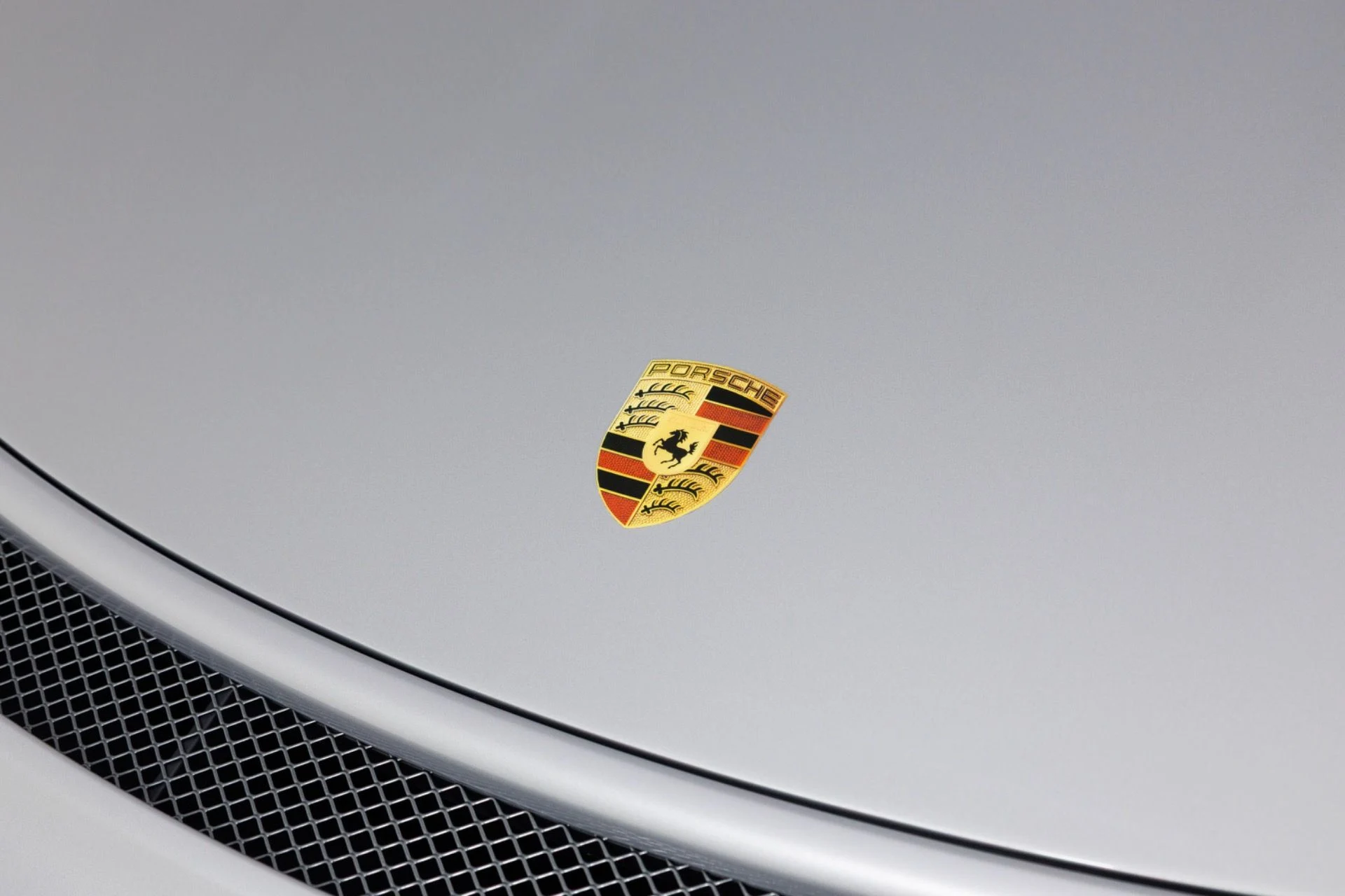 mph050_1725212227_Used_2019_Porsche_911_GT_3_RS_1778792364_332e3b2ad4