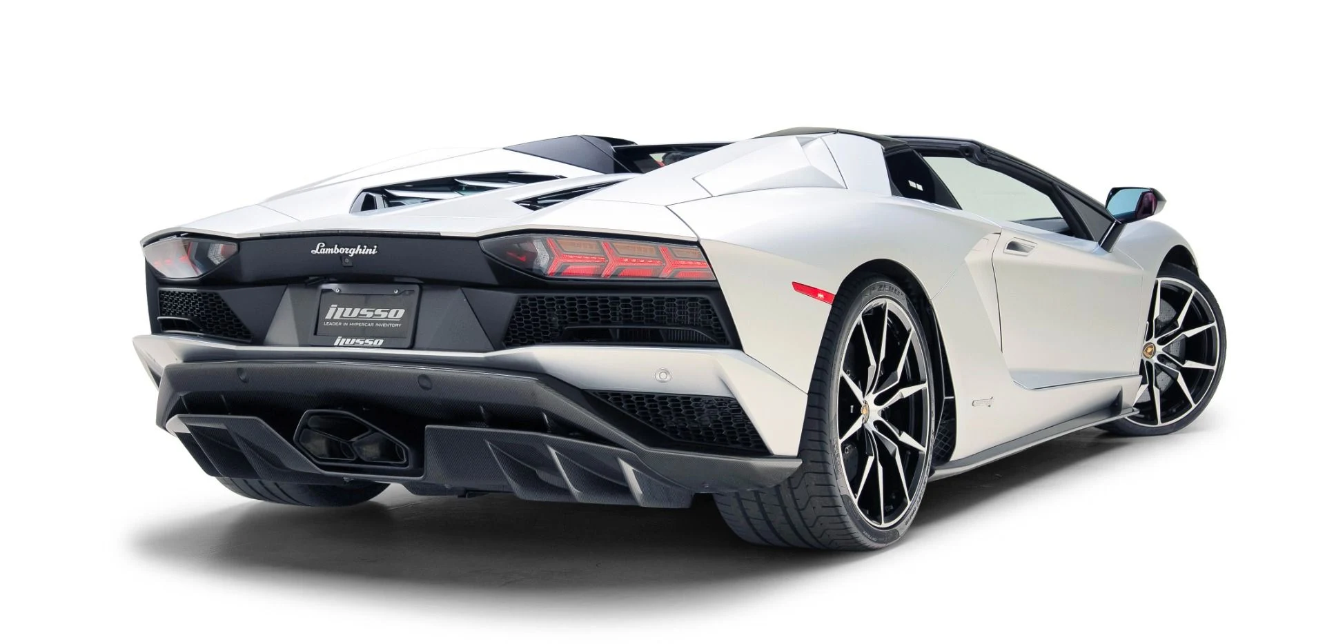 mph050_1739959329_Used_2018_Lamborghini_Aventador_Roadster_LP_740_4_S_1779296904_20c185ee41