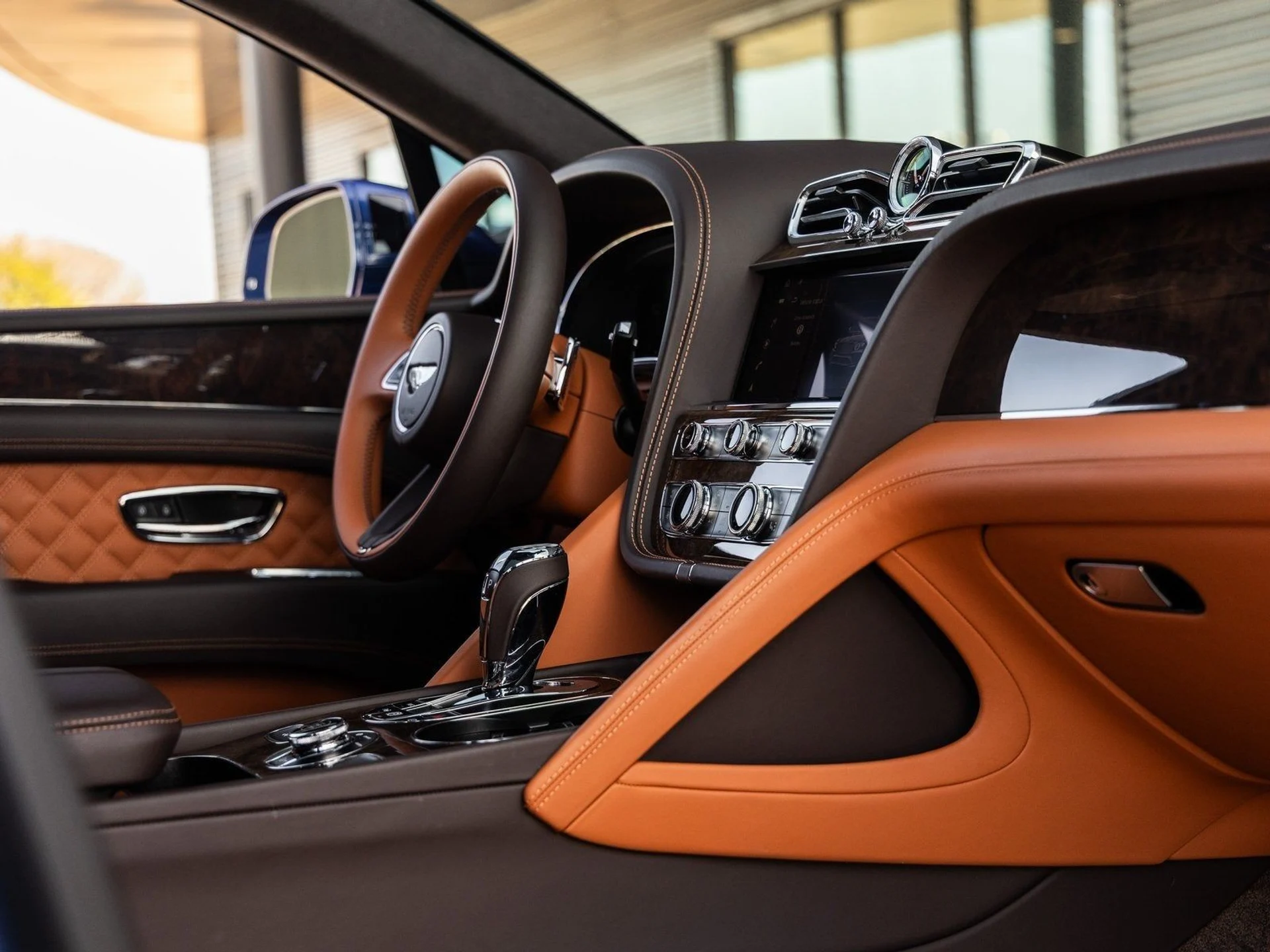 mph050_176641231_51_dead2a1f68