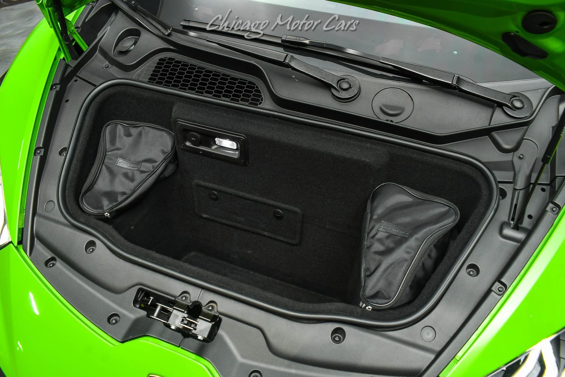 mph050_1768096706_9835_p51_l_6bd03db3d8