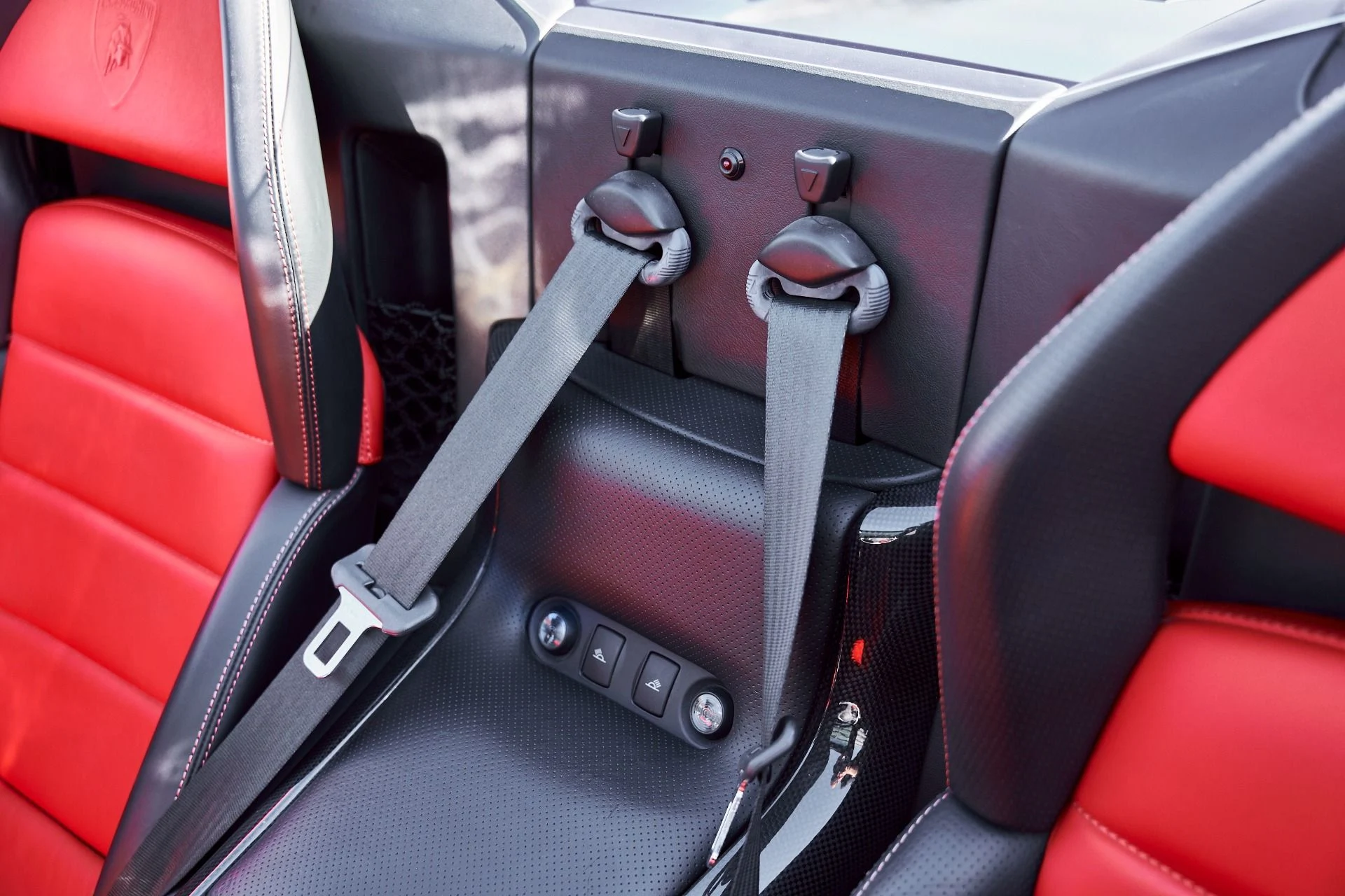 mph050_1777214819_Used_2006_Lamborghini_Murcielago_Base_1773347303_4dc6eb468c