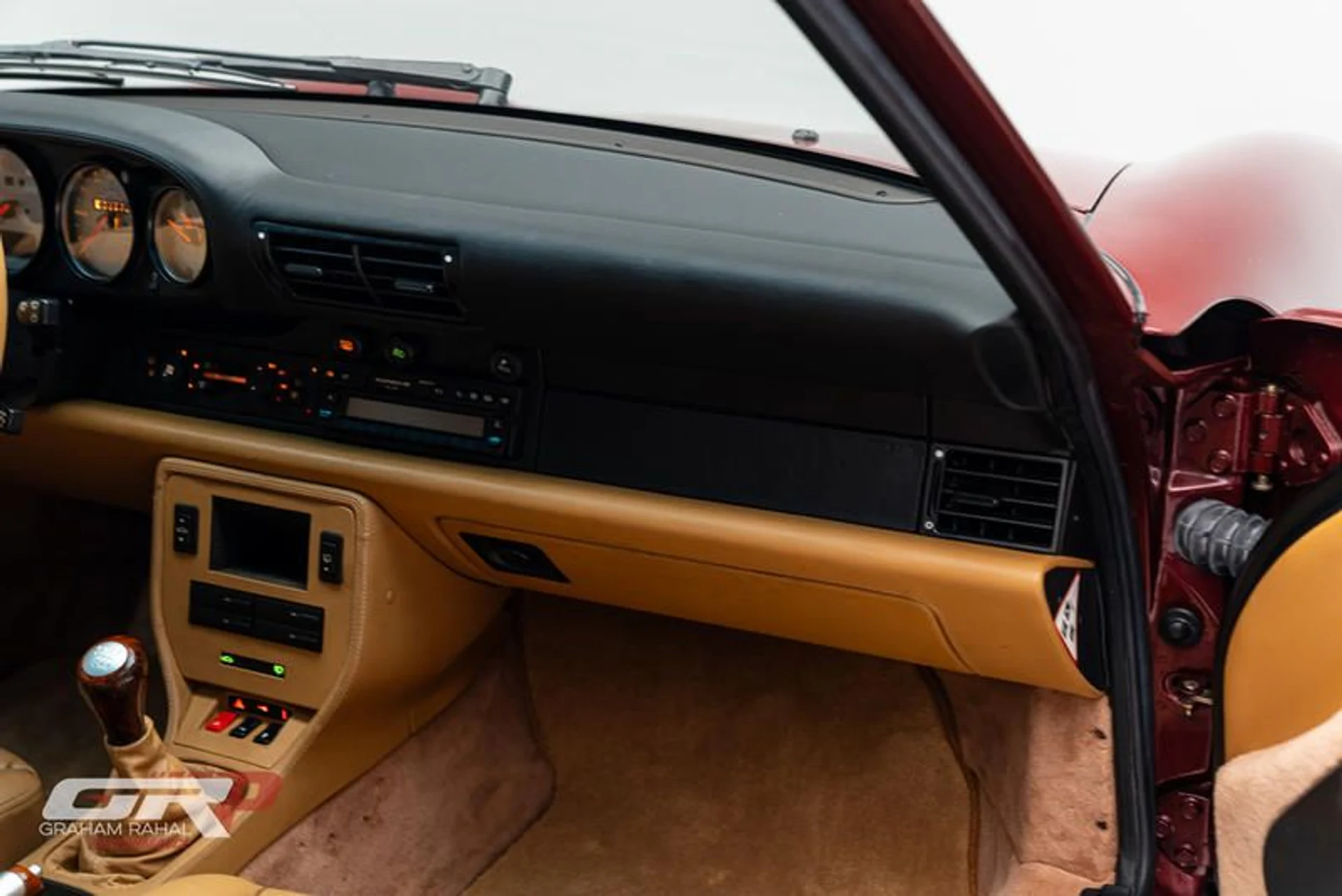 mph050_1788289966_AF_3359_F4_2_DC_3_4138_A276_D78549_F93648_84beb3d207