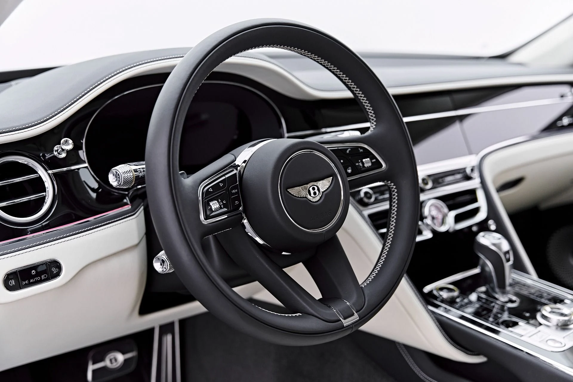 mph050_180496481_Used_2025_Bentley_Flying_Spur_Speed_1786412246_d6b5152adf