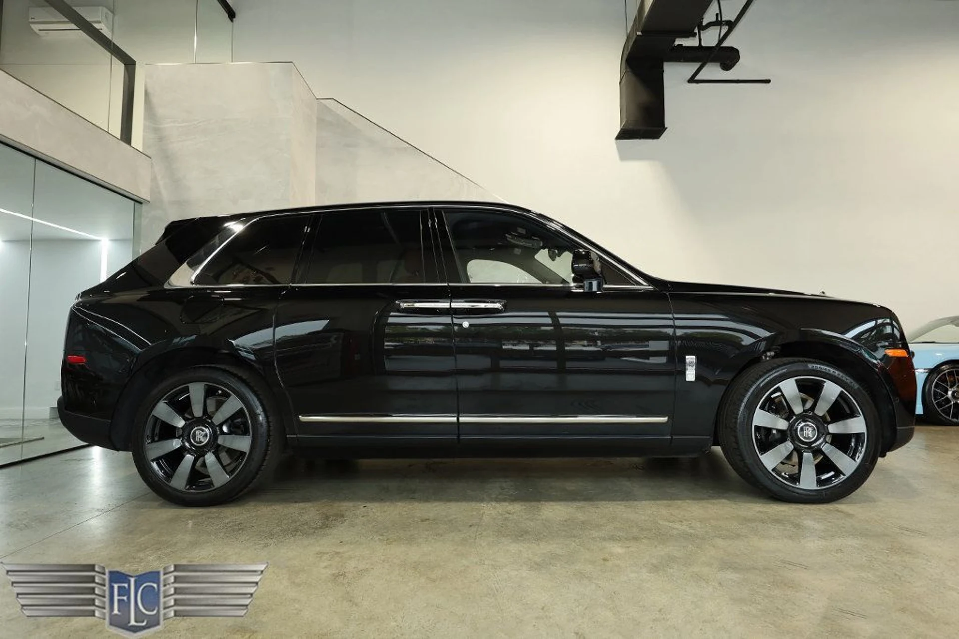 mph050_1817324590_used_2024_rolls_royce_cullinan_sportutility_9689_22979404_51_1024_7b3b912f6c