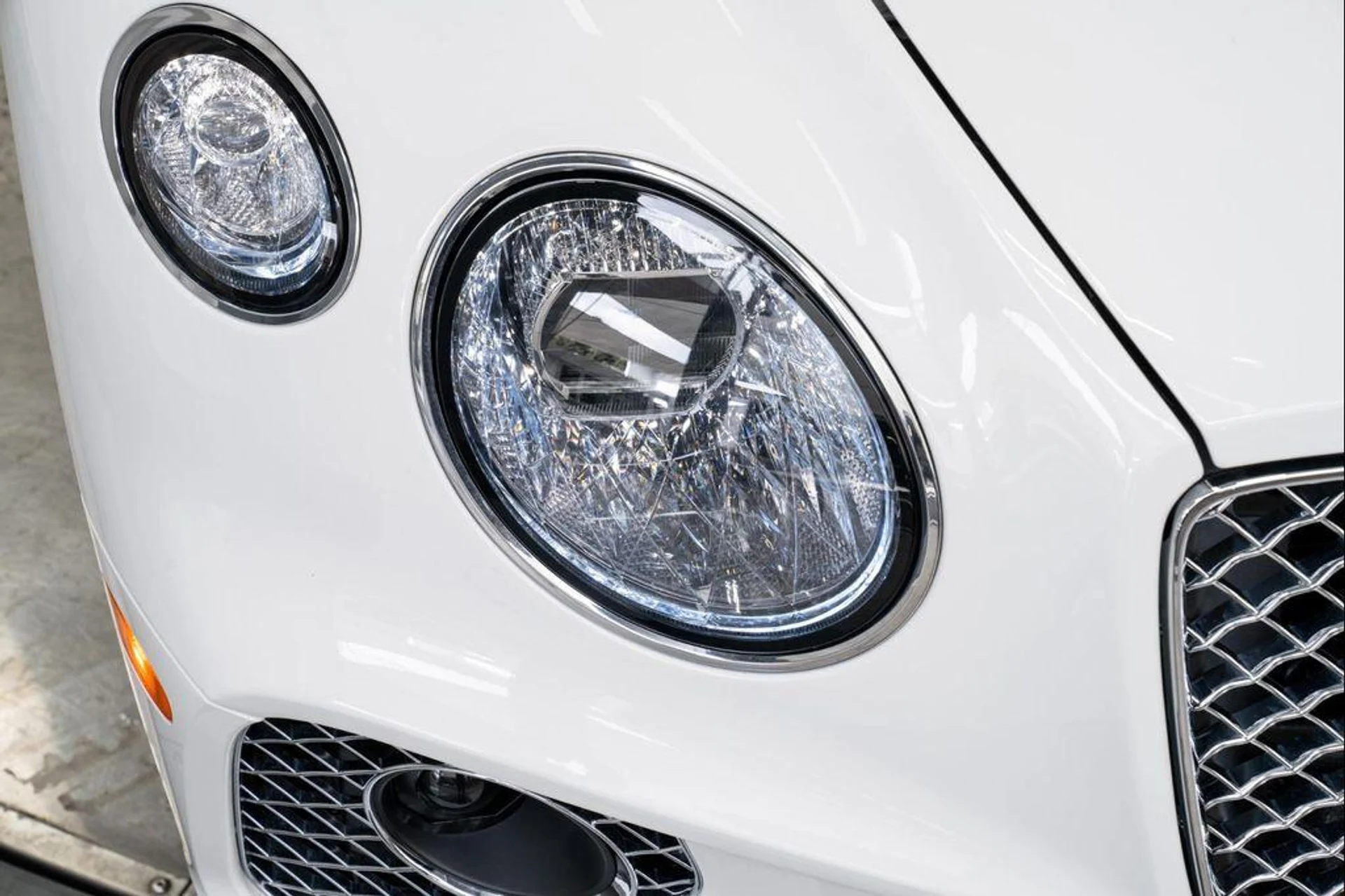 mph050_1845615362_UO_Hn8_T8prm_Nh_Bu_N7xk_Ol_T_Gq_DWIY_b73b20d87d