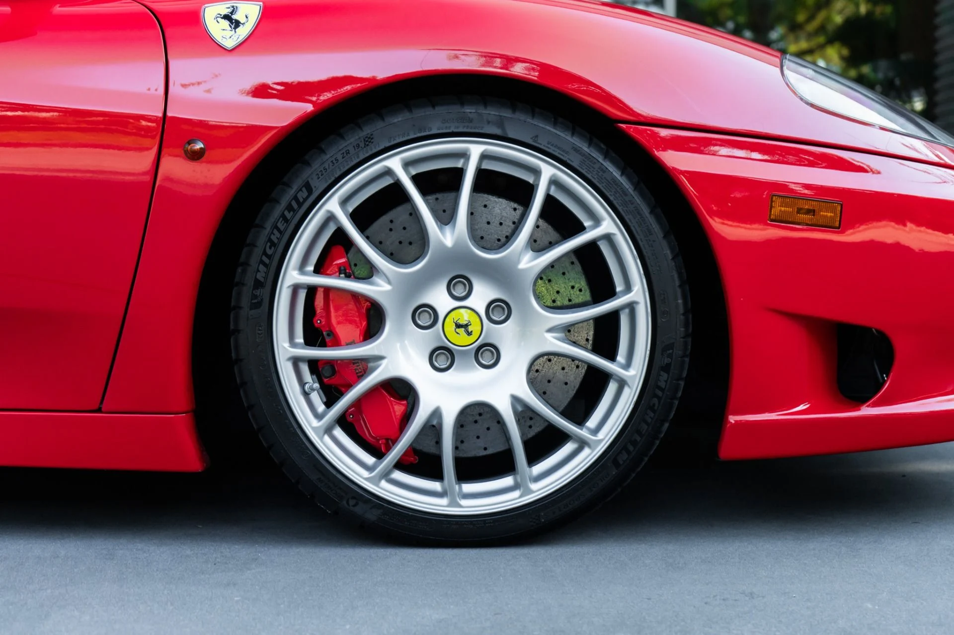 mph050_1852671037_Used_2004_Ferrari_360_Challenge_Stradale_1791474775_5a87f09d3f