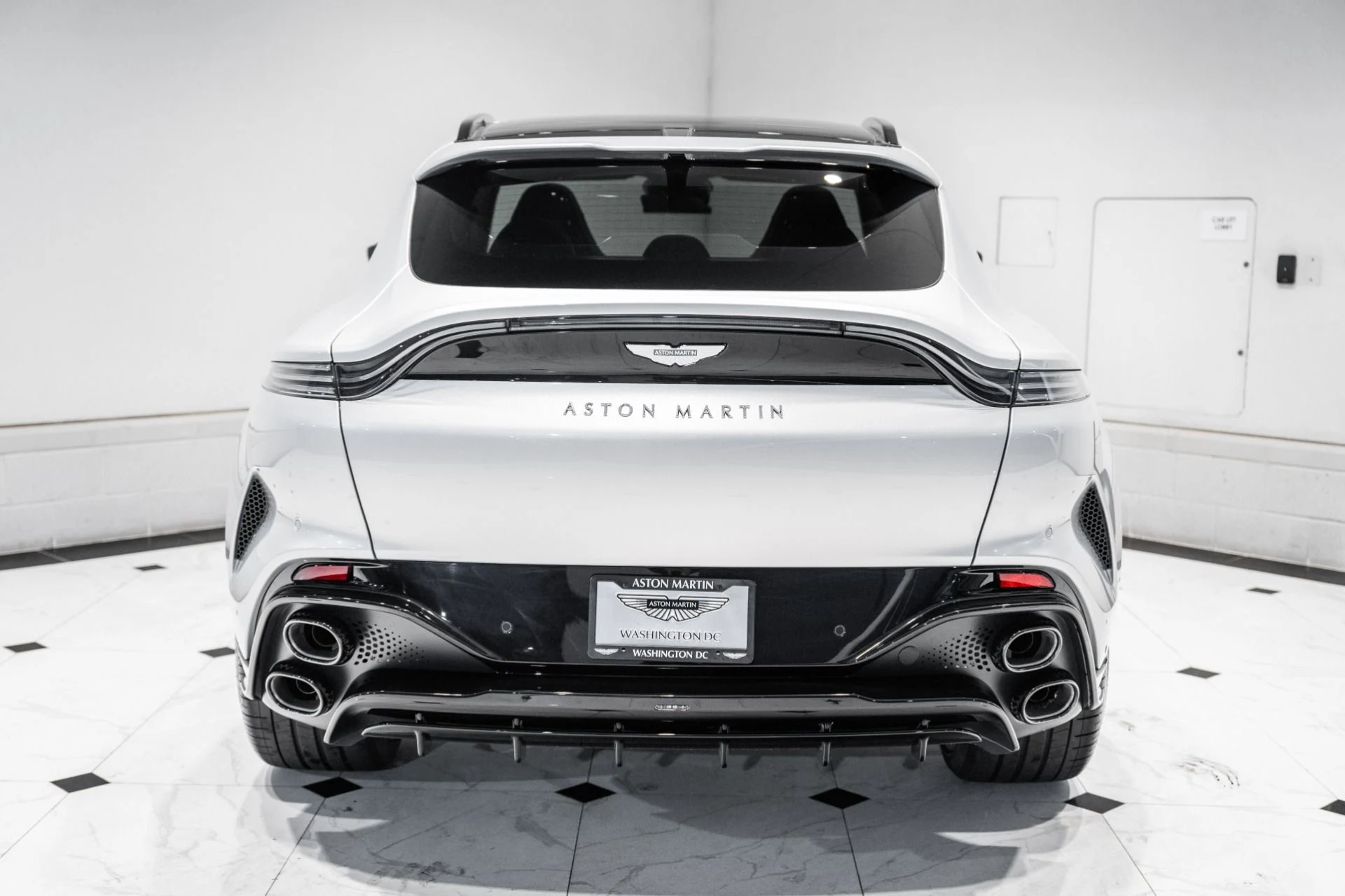 mph050_1852928022_New_2026_Aston_Martin_DBX_S_1780937785_56af01db38