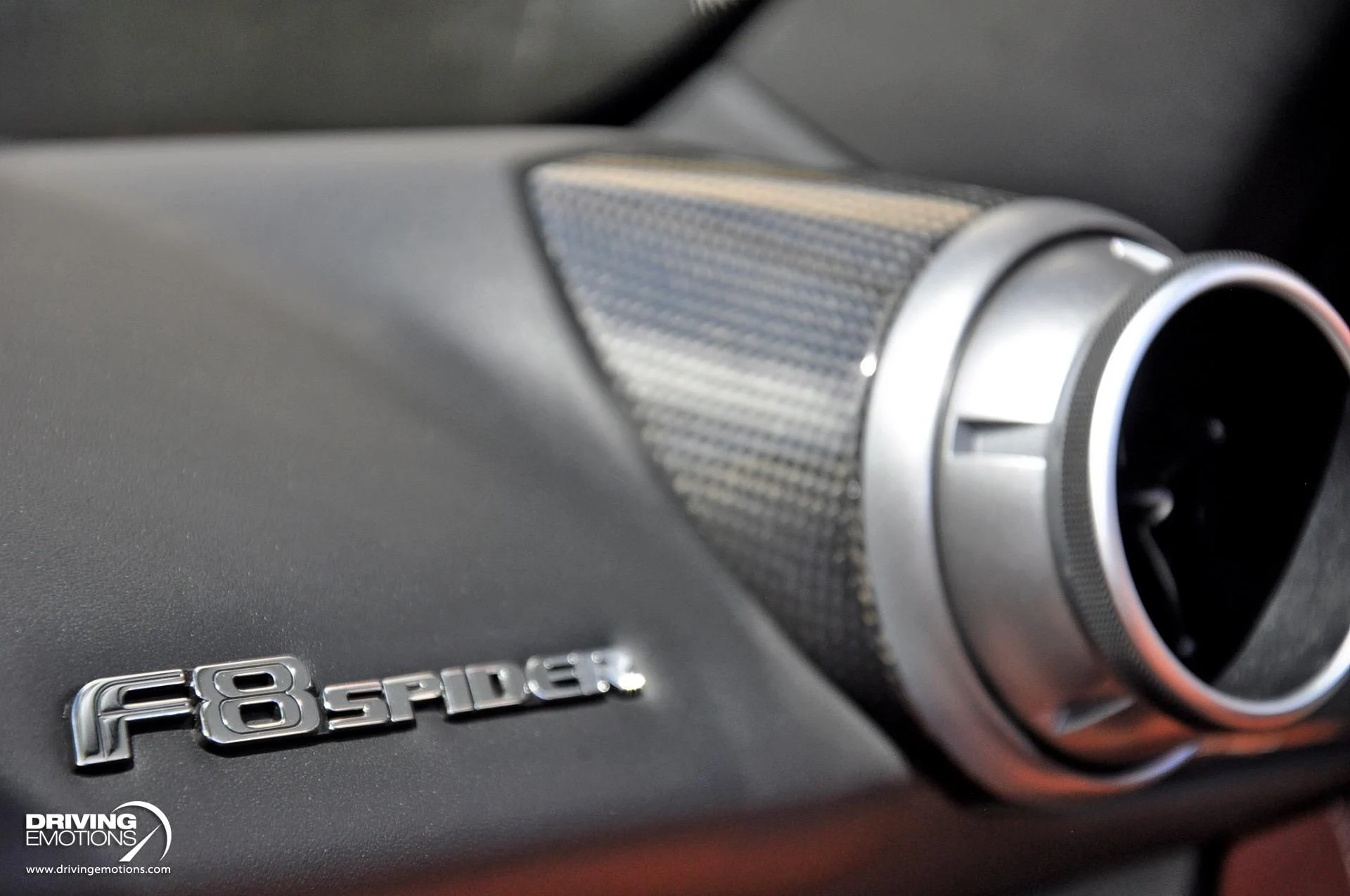 mph050_1871357663_896_p51_l_2184a2bec7