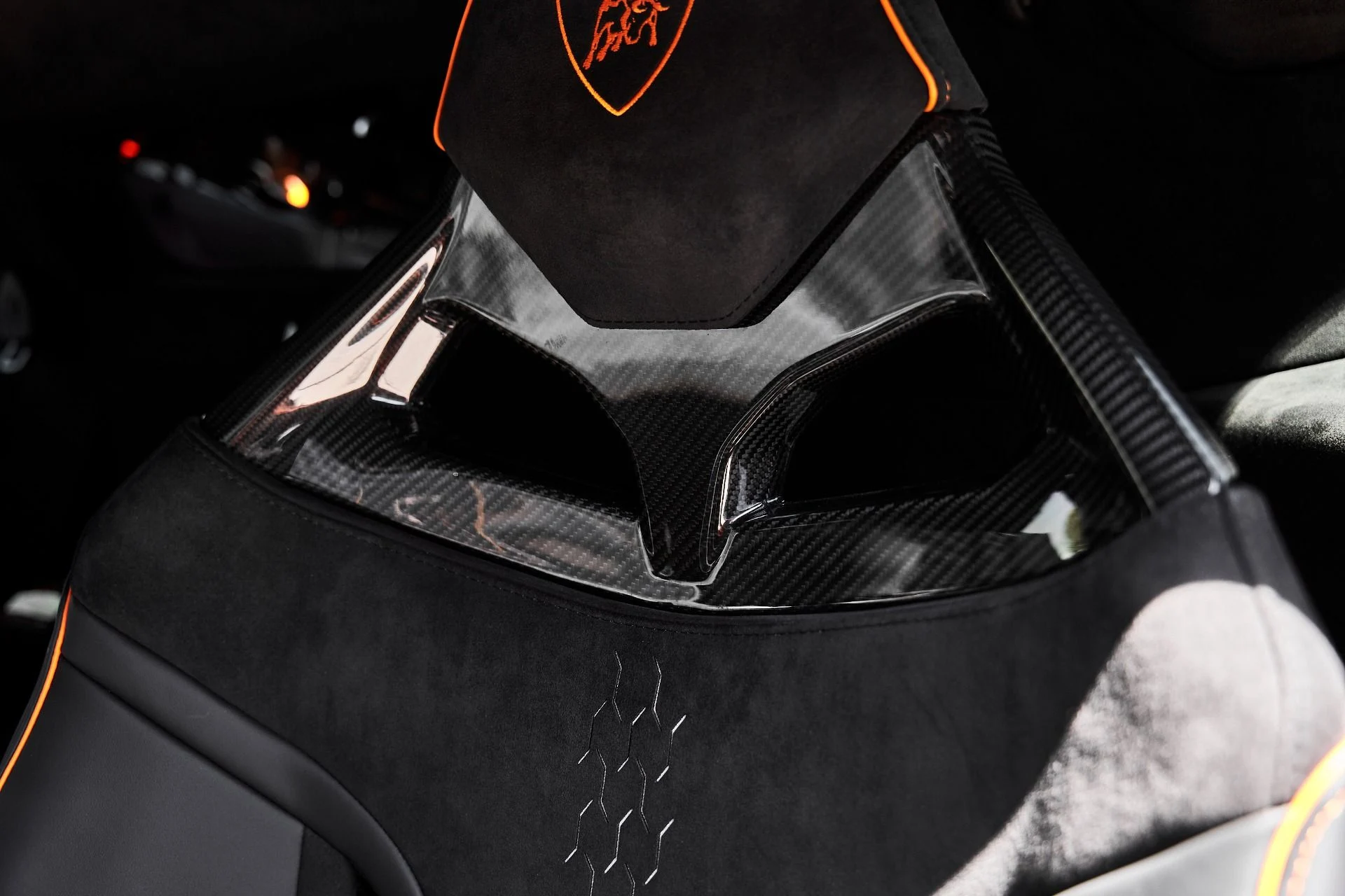 mph050_1895925528_Used_2023_Lamborghini_Huracan_Sterrato_Base_1776823477_e2b5c5ca7e