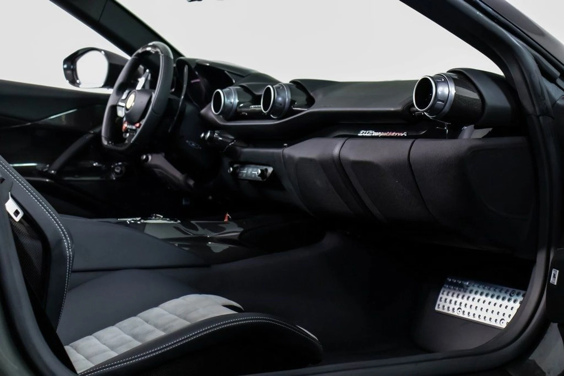 mph050_1916622987_814f8c704e27eb1732908e3676e1bcfbx_3ac3fa4944