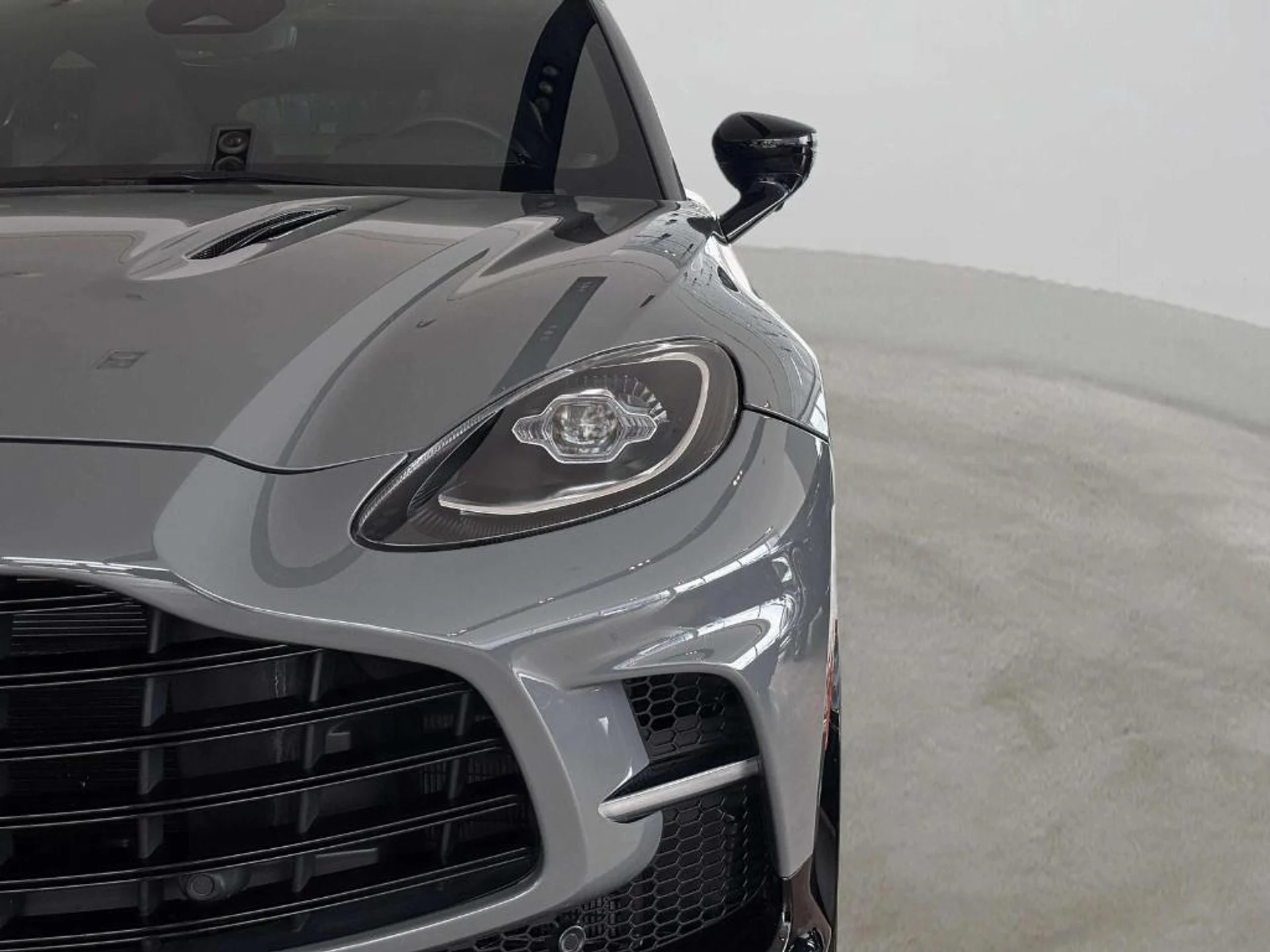 mph050_1926306516_2_Vk_W1_T_X_Qi_NOR_Ju_H_Zq5_Uhm_A_Vo_93c419efdf