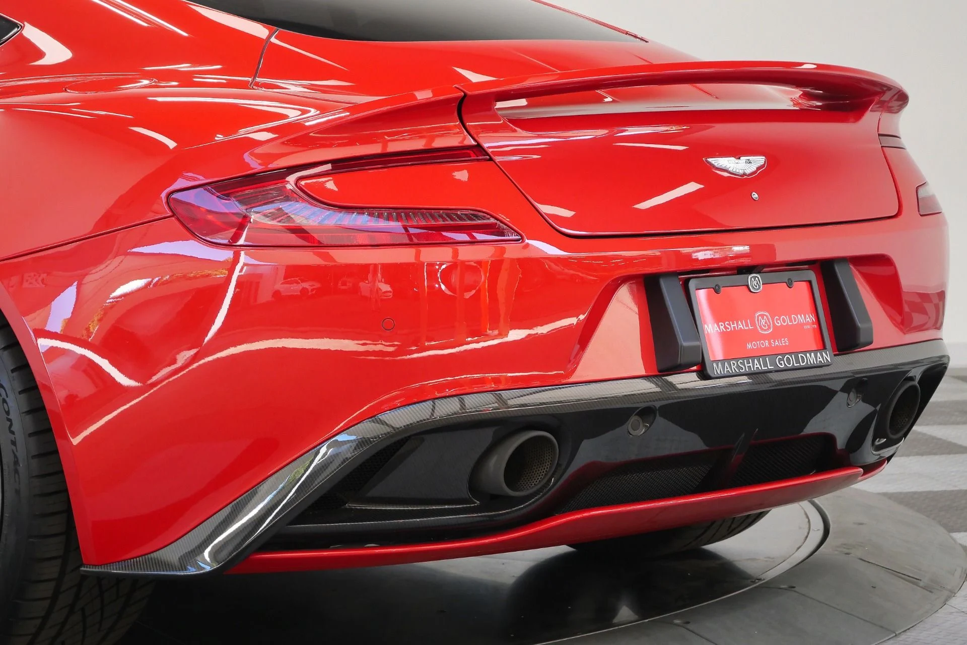 mph050_1930792290_Used_2014_Aston_Martin_Vanquish_AML_Color_V12_Power_Awesome_Sound_1781289634_e83845d50f