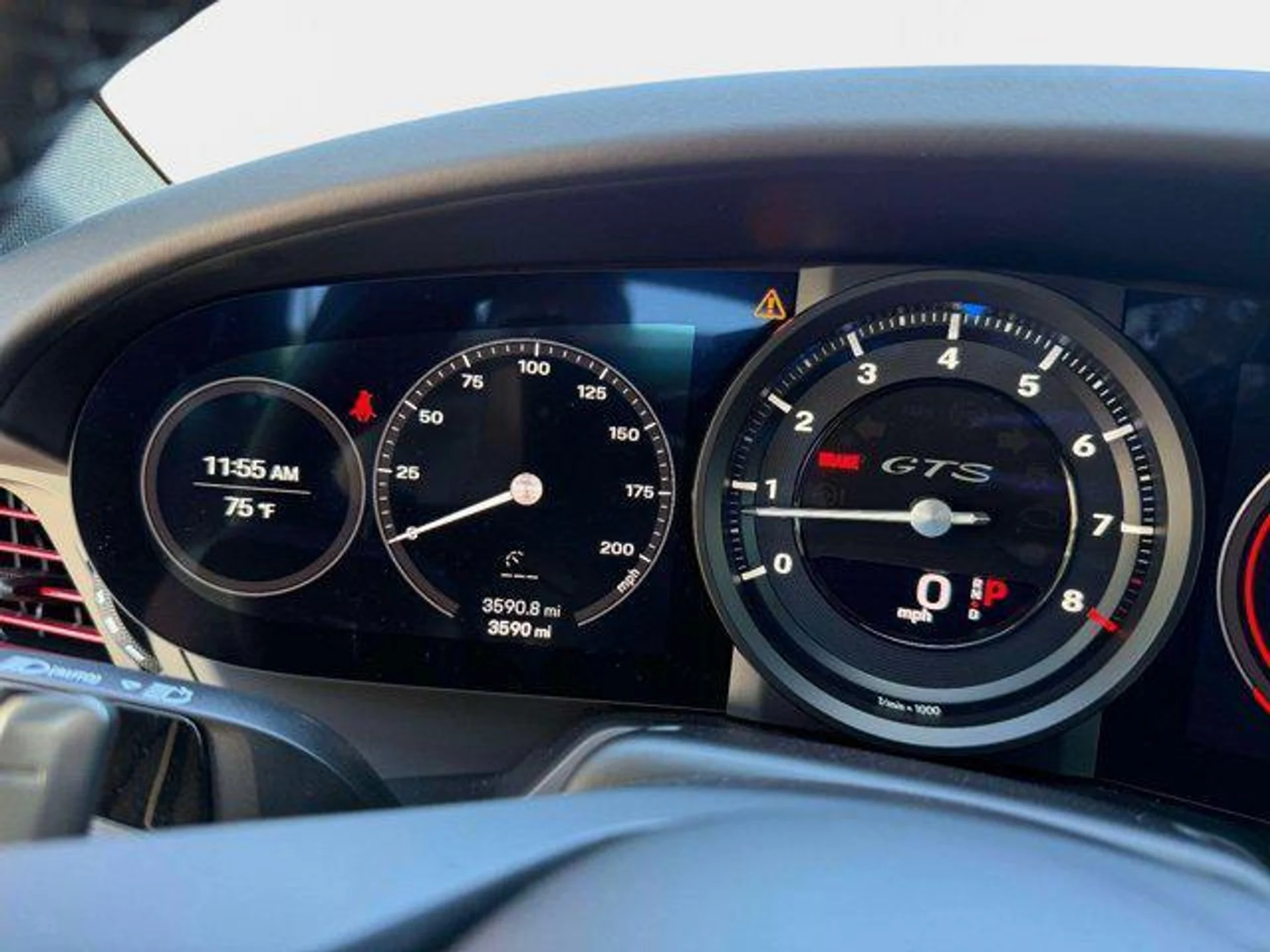 mph050_1930936831_iv_YY_9_Vy3e2_Xfu_RH_Vzgd3_H1_Ohn8k_261655211c