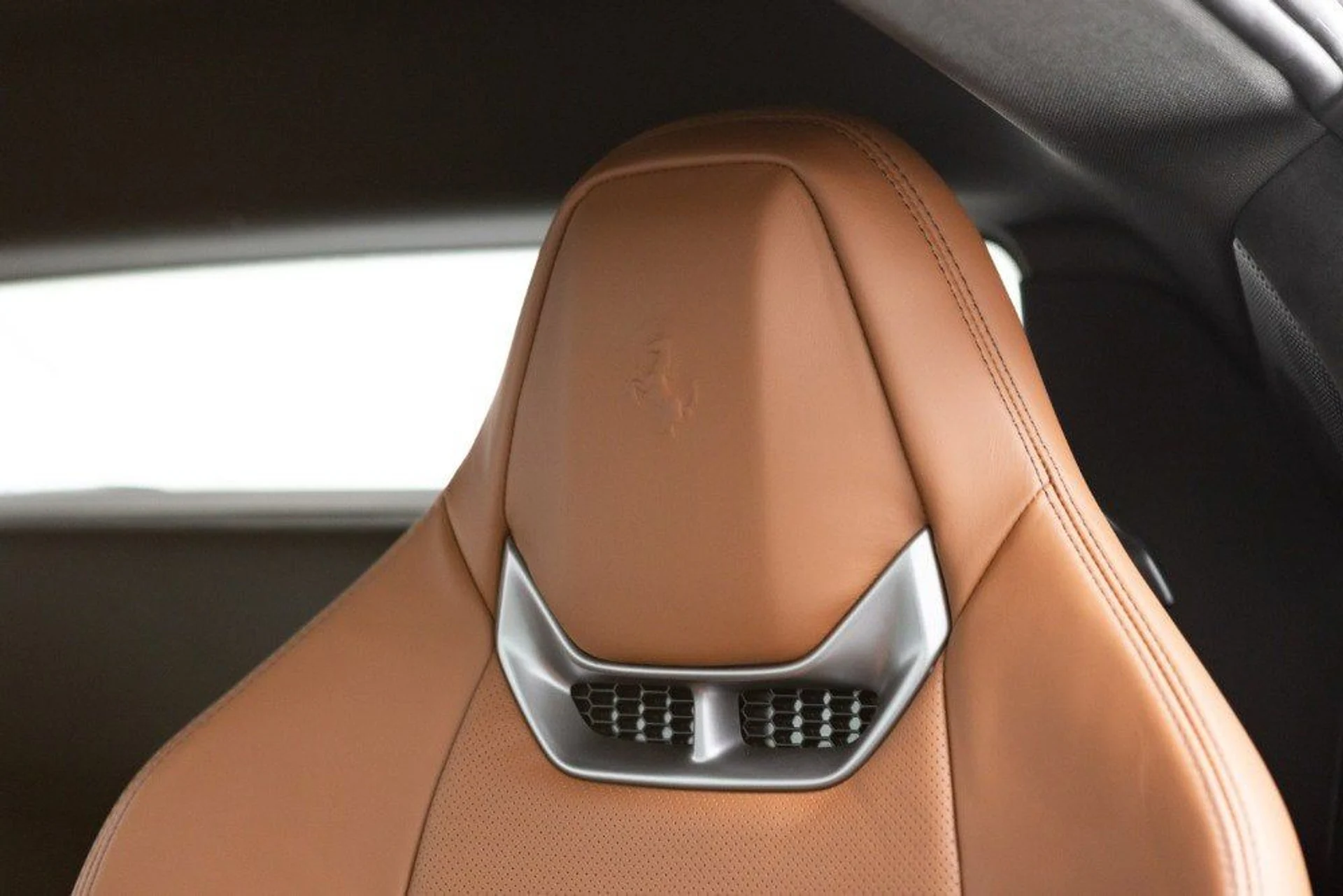 mph050_194845533_fb56ecd7bbe447ddaa0a81205080befc_ff23ff228d