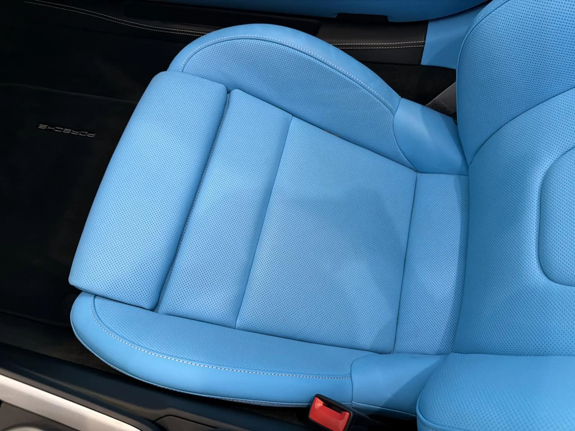 mph050_199180354_5f06aa417b28b1f0c0c5c51c3c6a8b36_1cd4810899