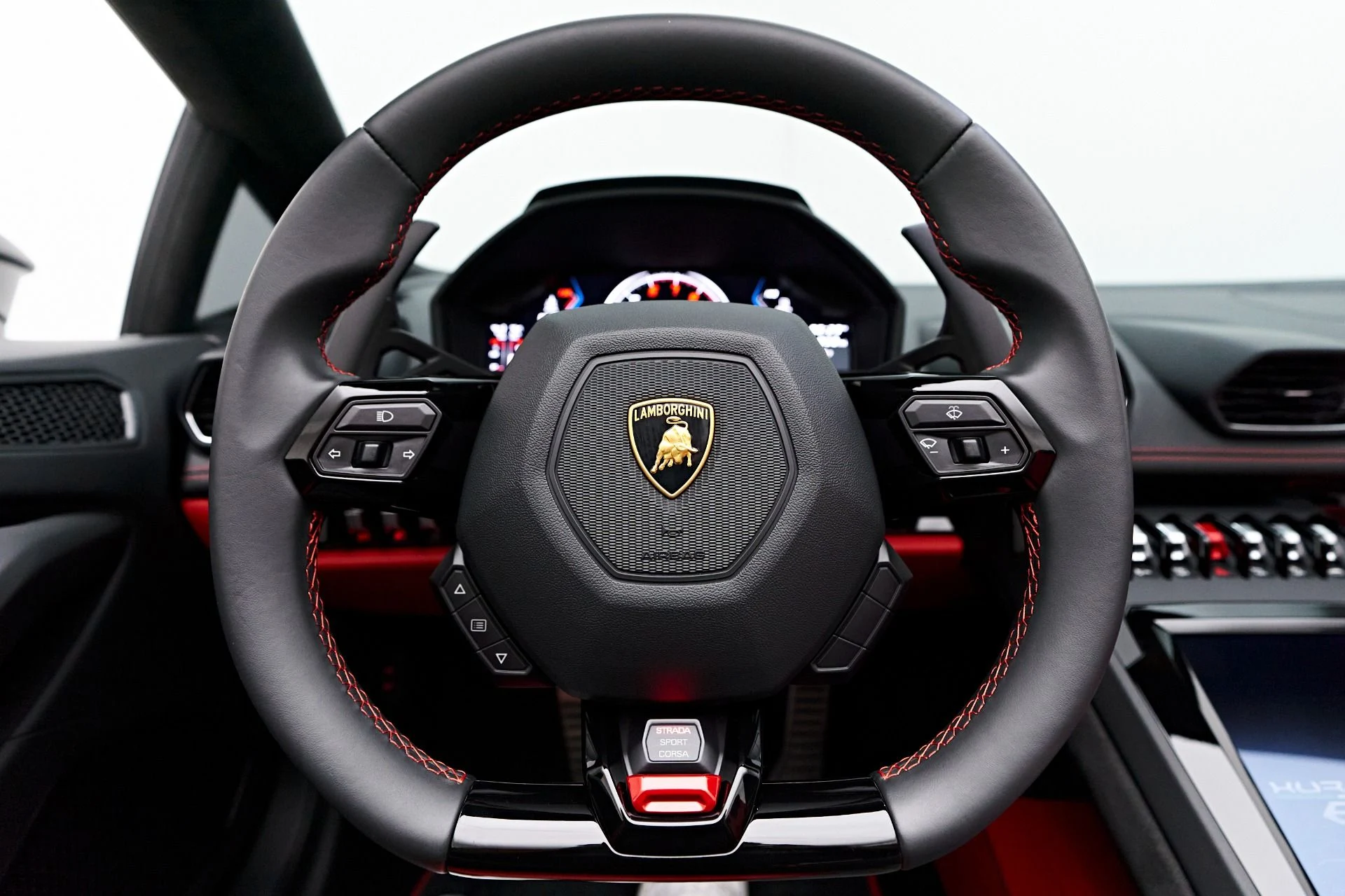 mph050_1999806054_Used_2021_Lamborghini_Huracan_EVO_Base_1729305631_5ac4d82077