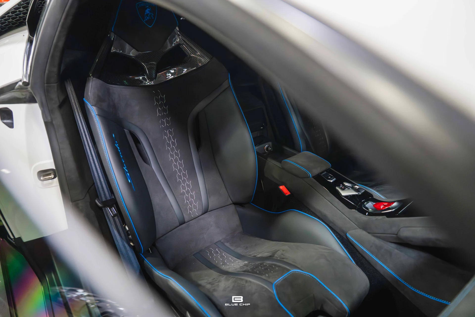 mph050_2002442870_6a31cfffefc6efdebc651805_2024_Lamborghini_Huracan_Sterrato_51_01b0c188c4