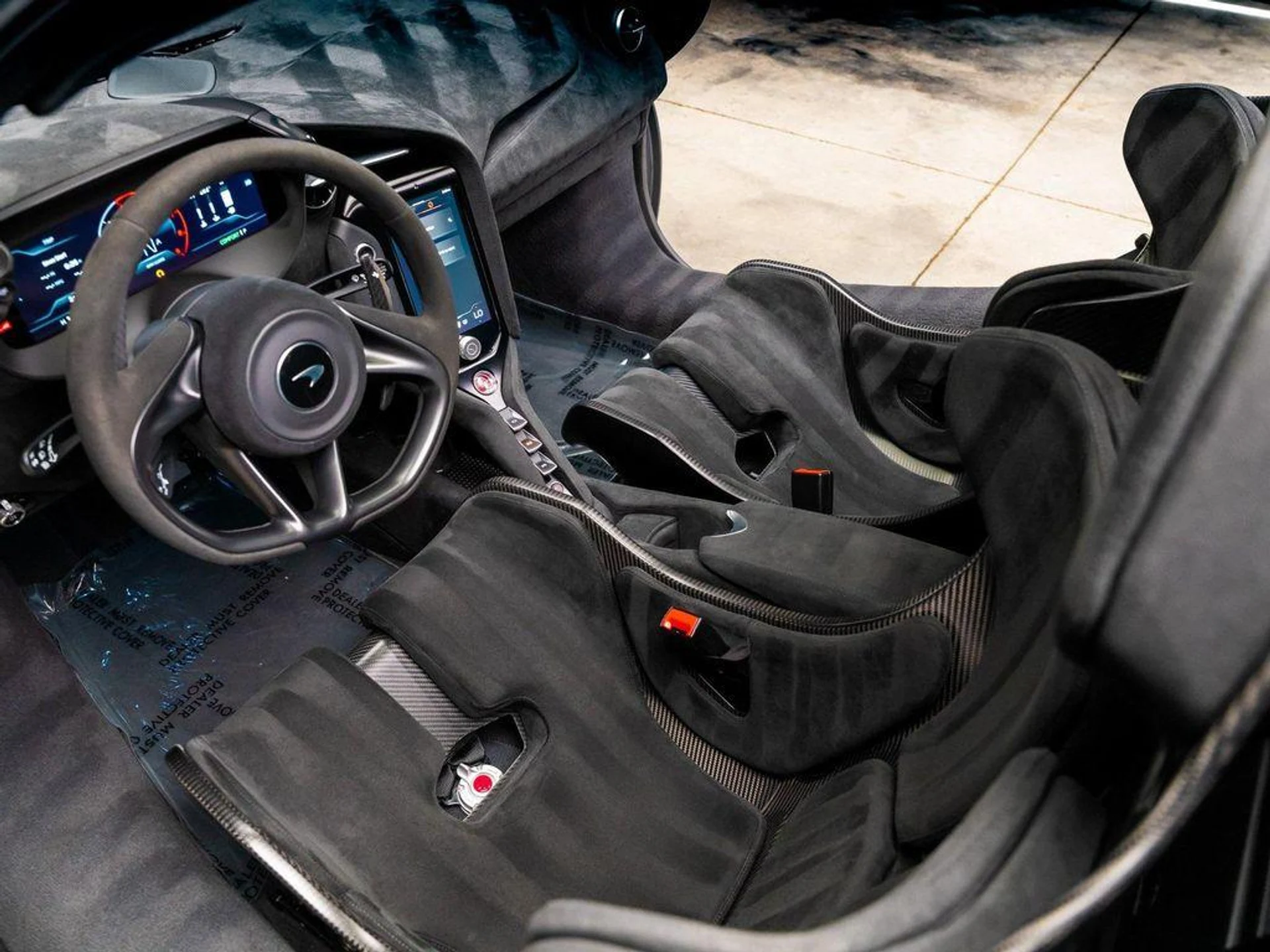 mph050_2073764156_f_Ilc_DZ_Uz_Dl_Hohf_M7n_D4i_JBHSV_Q_5246ba73f1