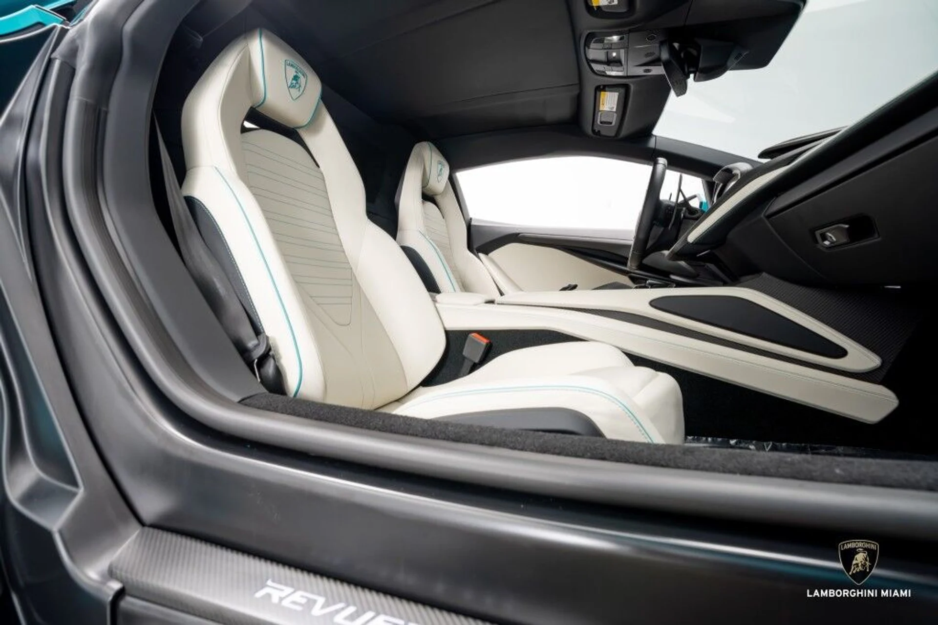 mph050_2090570369_d55f3a053cbf281dc1f2a2a545c50269_a2aadfff3a