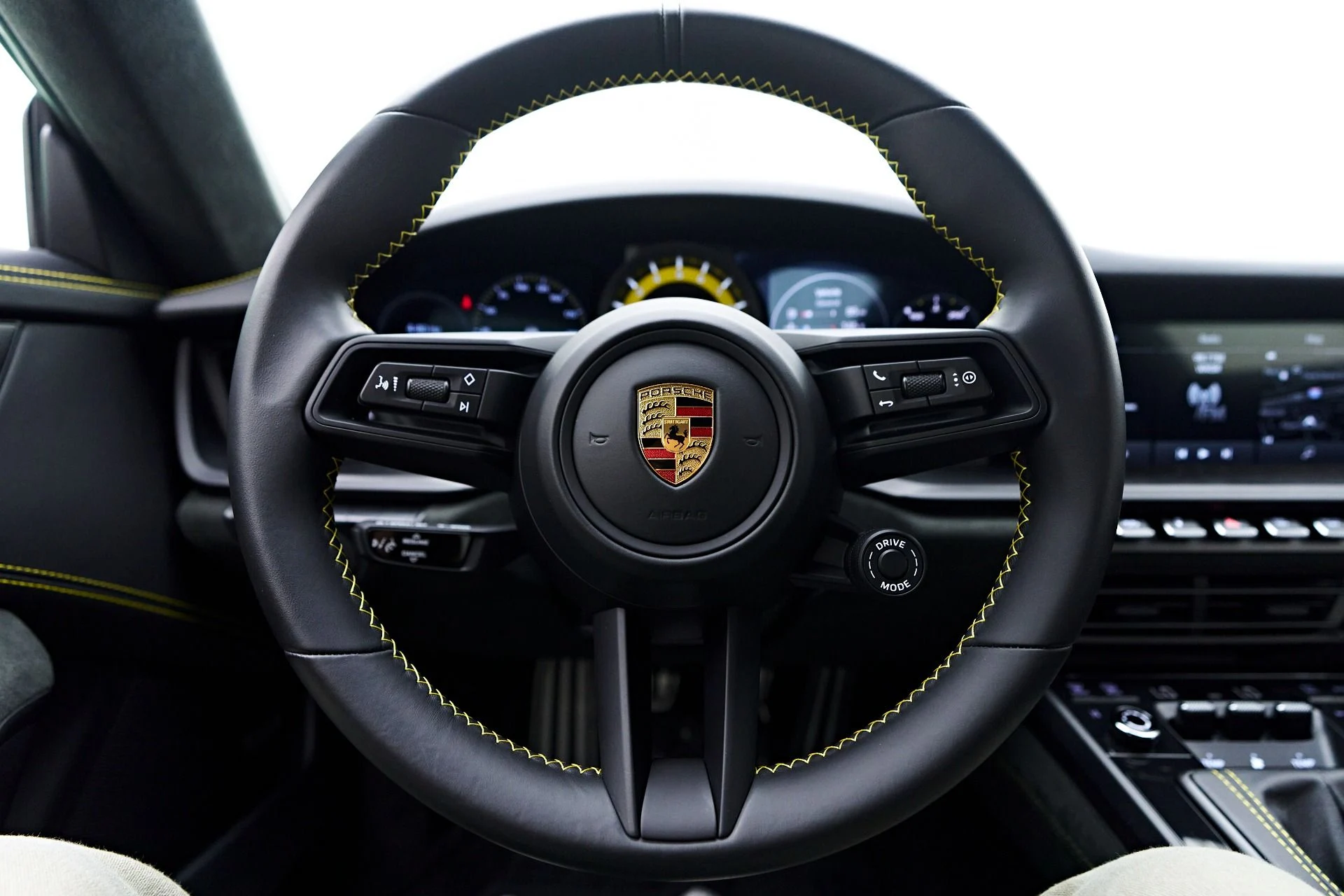 mph050_2103421433_Used_2022_Porsche_911_GT_3_1763574748_7b853abaff