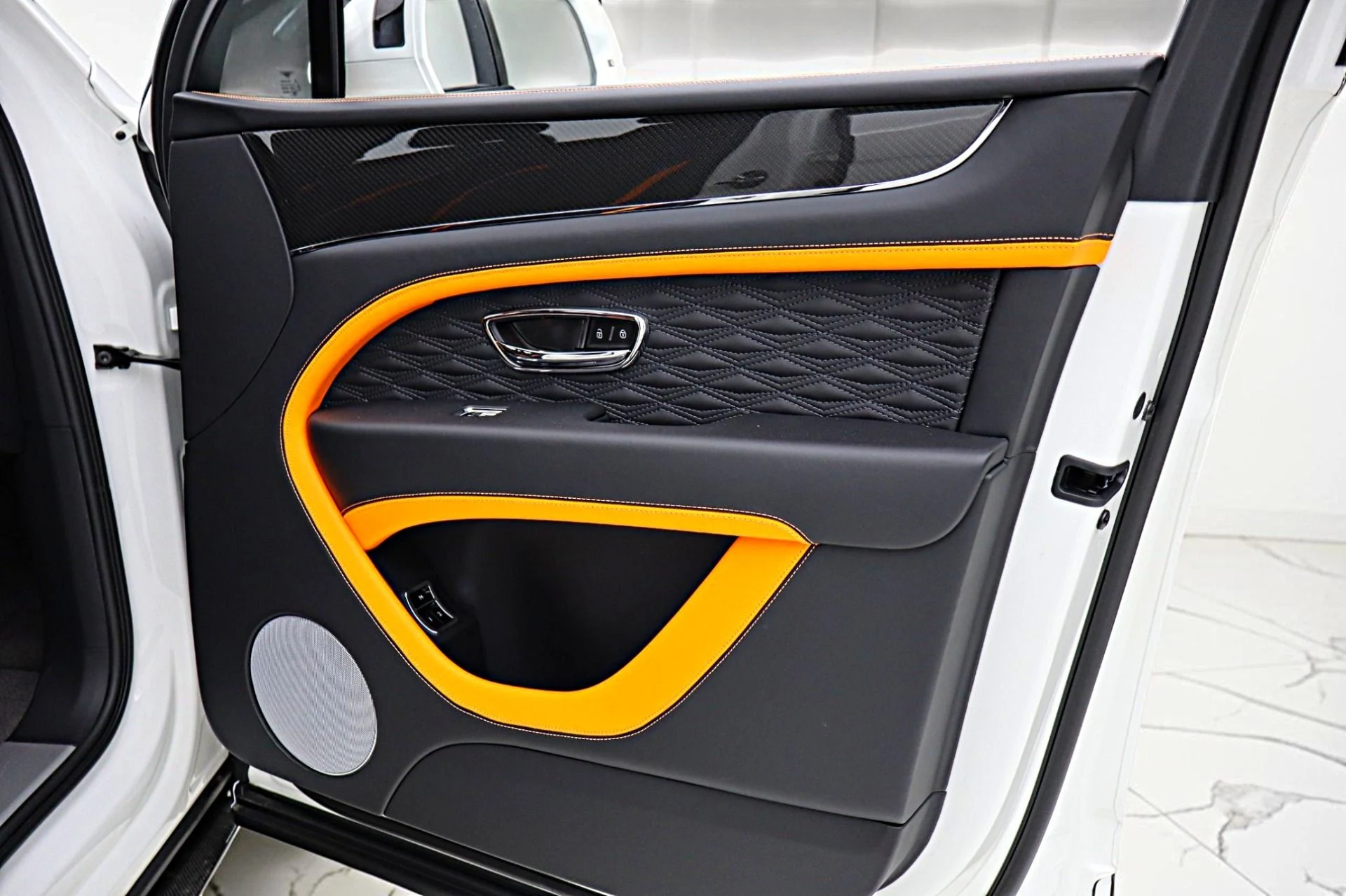 mph050_2104082434_New_2026_Bentley_Bentayga_Speed_49c4a8f56d