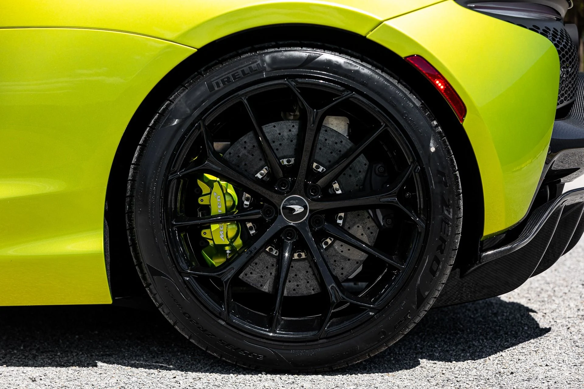 mph050_2128146962_287_p51_l_357f1fff3d