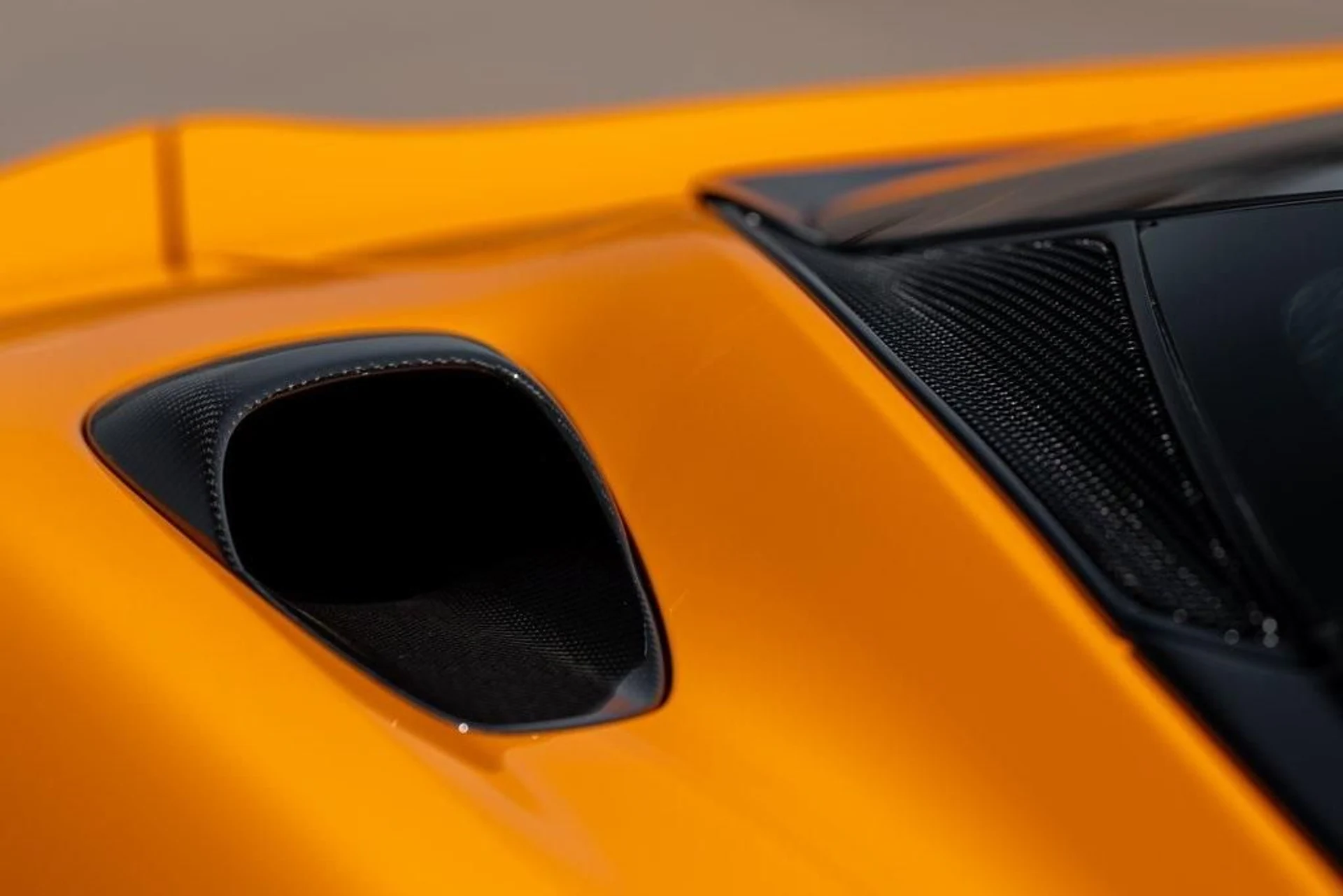 mph050_2131992772_Used_2025_MCLAREN_GTS_1721509536_006d0c0d58