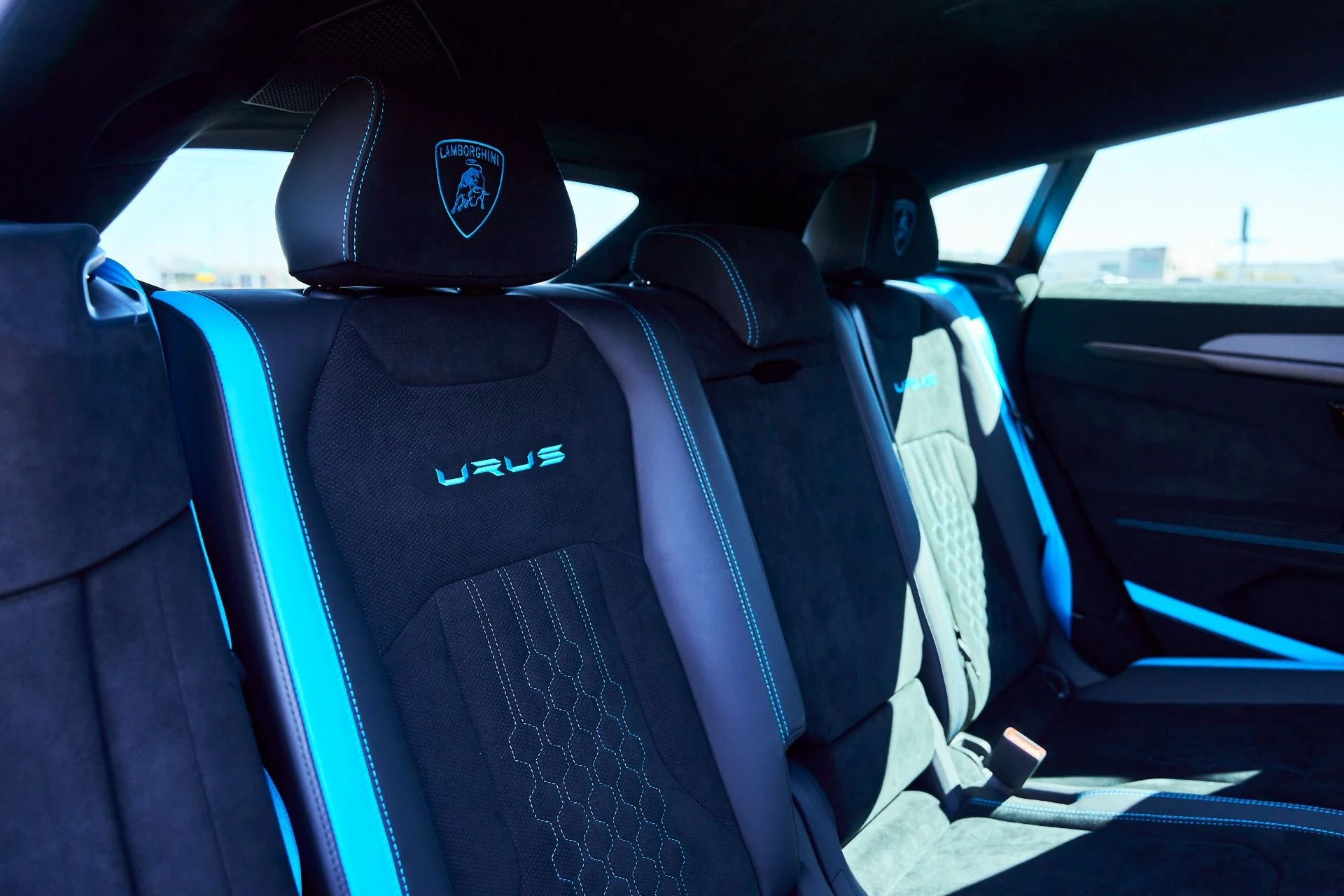 mph050_2159234952_Used_2024_Lamborghini_Urus_Performante_1773367161_ae1936012f