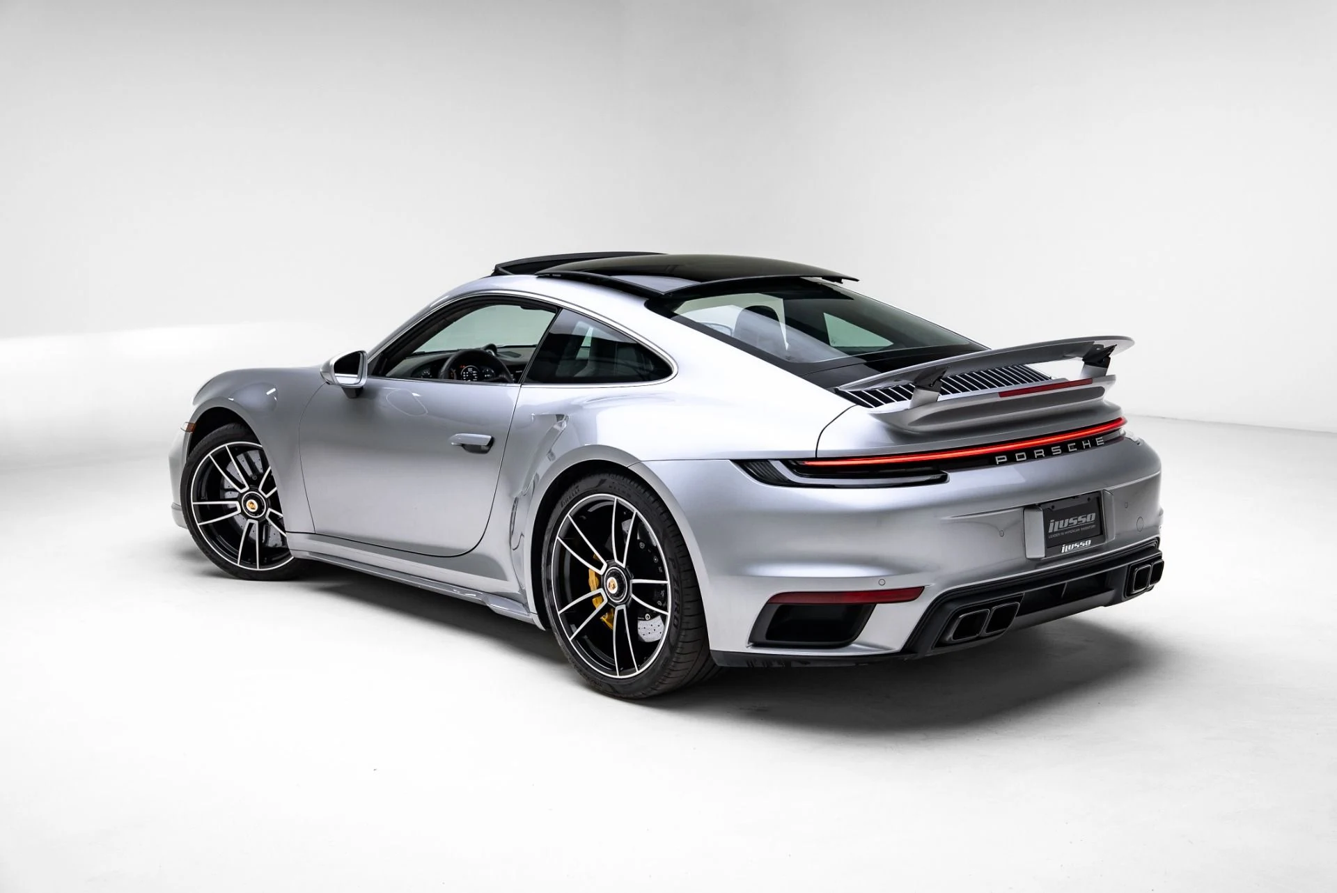 mph050_2167270486_Used_2021_Porsche_911_Turbo_S_1776281082_7bbbfcdedc