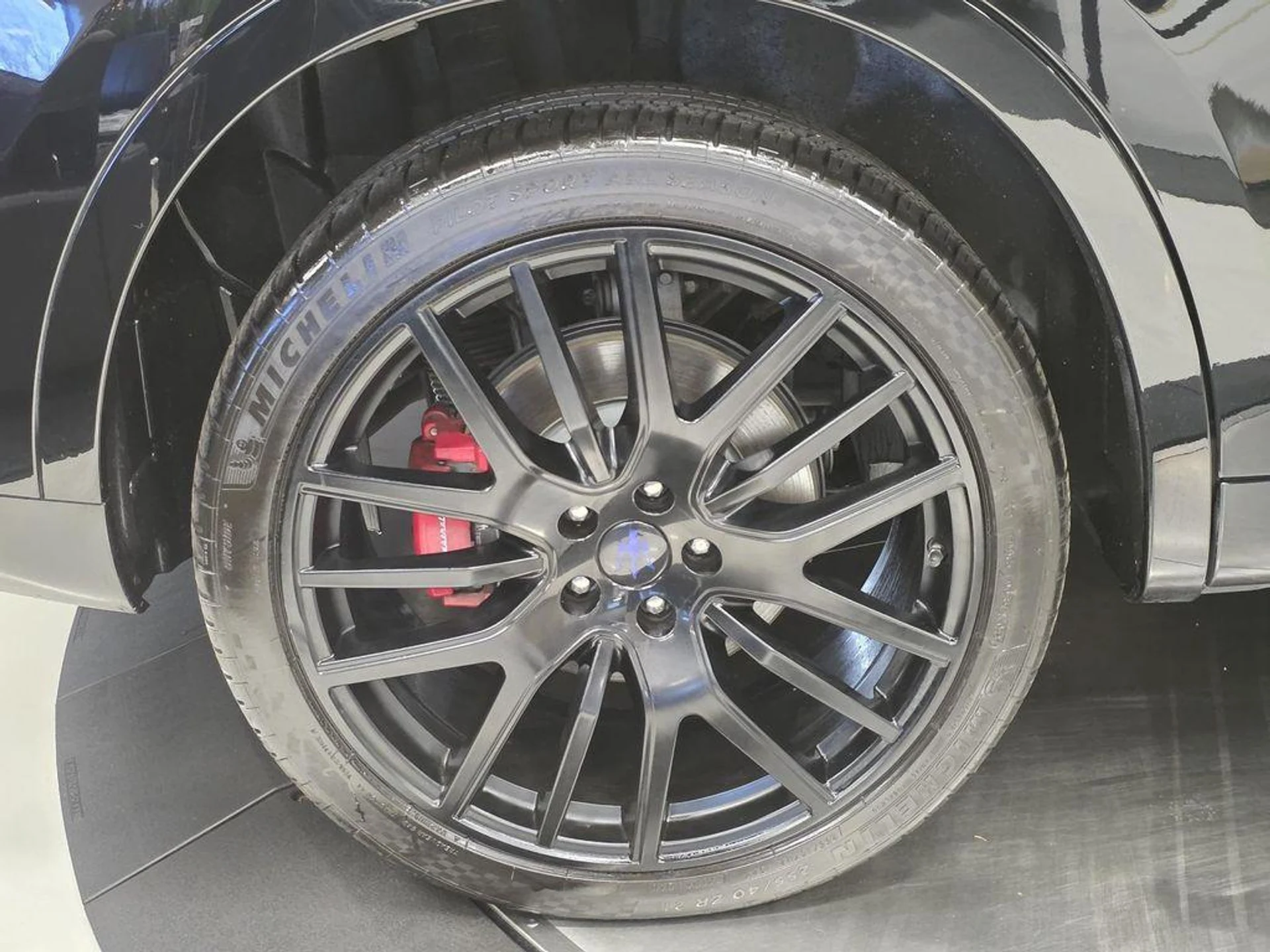 mph050_2181831578_h_Oye_NM_Oh_Y9_F1m_Um4_Y07o_Jc_Bz88_b30c14041f