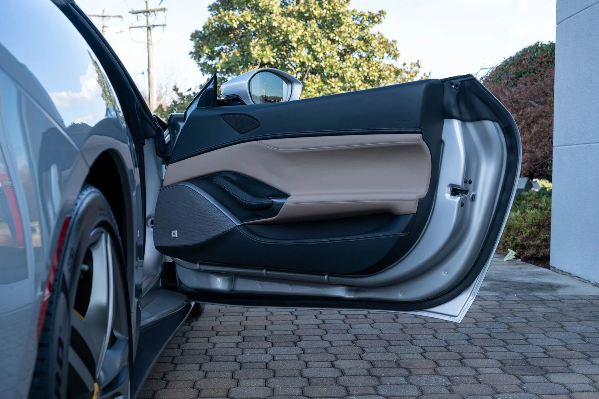 mph050_2201880657_1674a36df2bb4ab5a22a911e9c1f99ff_ab4c93c016