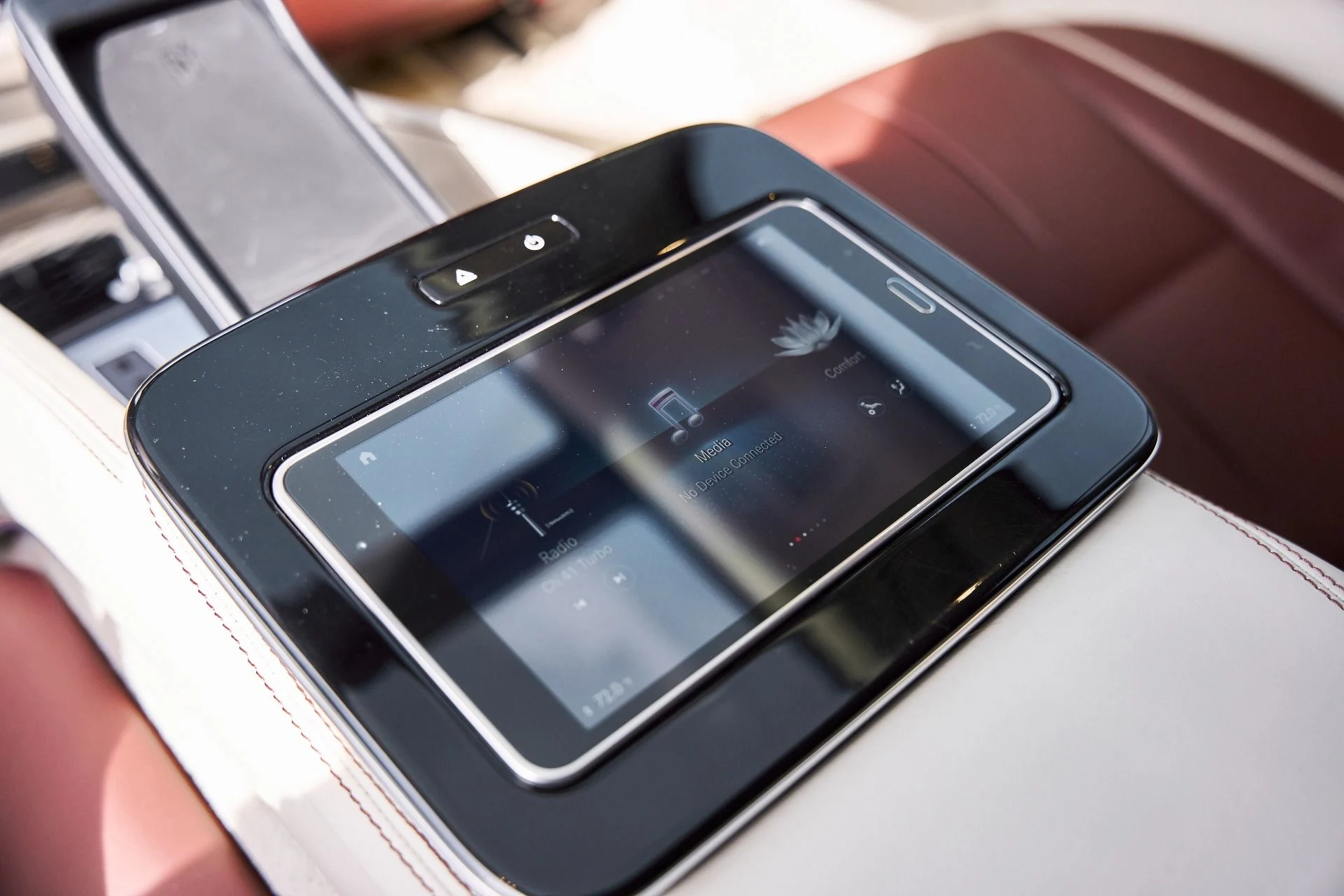 mph050_2203660994_Used_2022_Mercedes_Benz_GLS_Maybach_GLS_600_1769655654_e44da08218