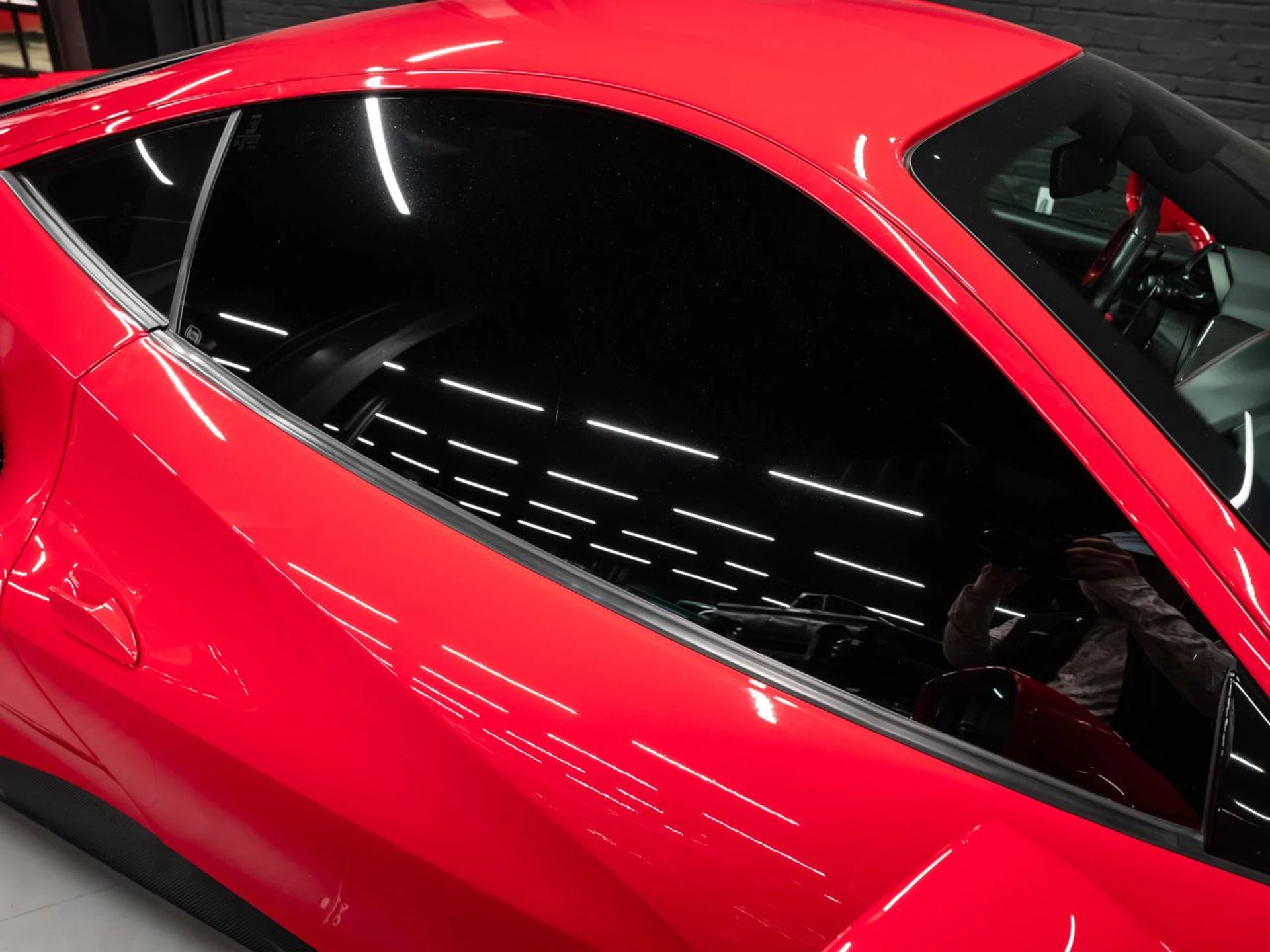 mph050_2217923822_ferrari_488_gtb_2017_e25368fd8f