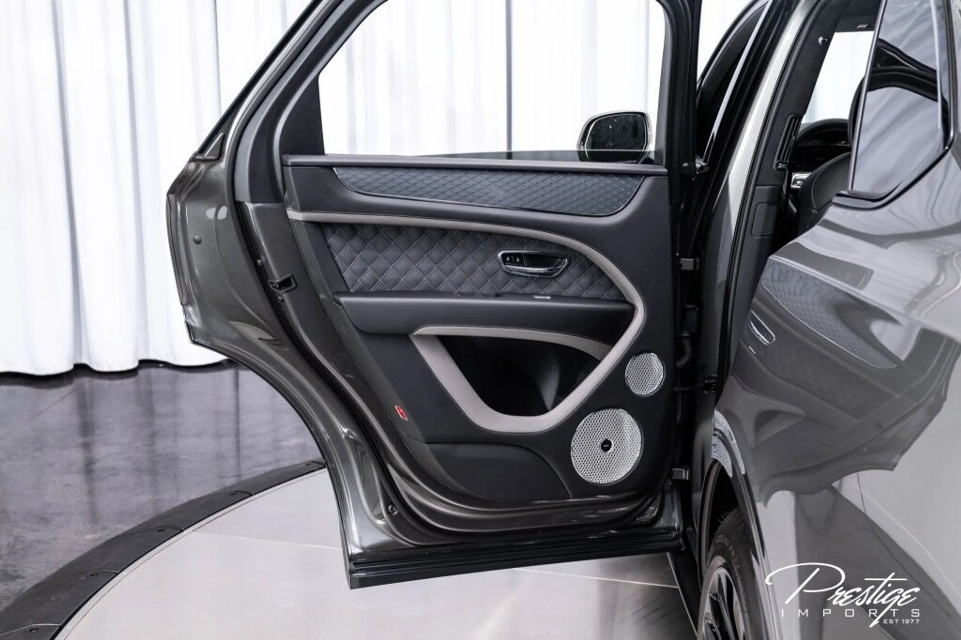 mph050_2230289317_3eb7c6ff652ca20ddecd385ca070dffe_e897a0a20f