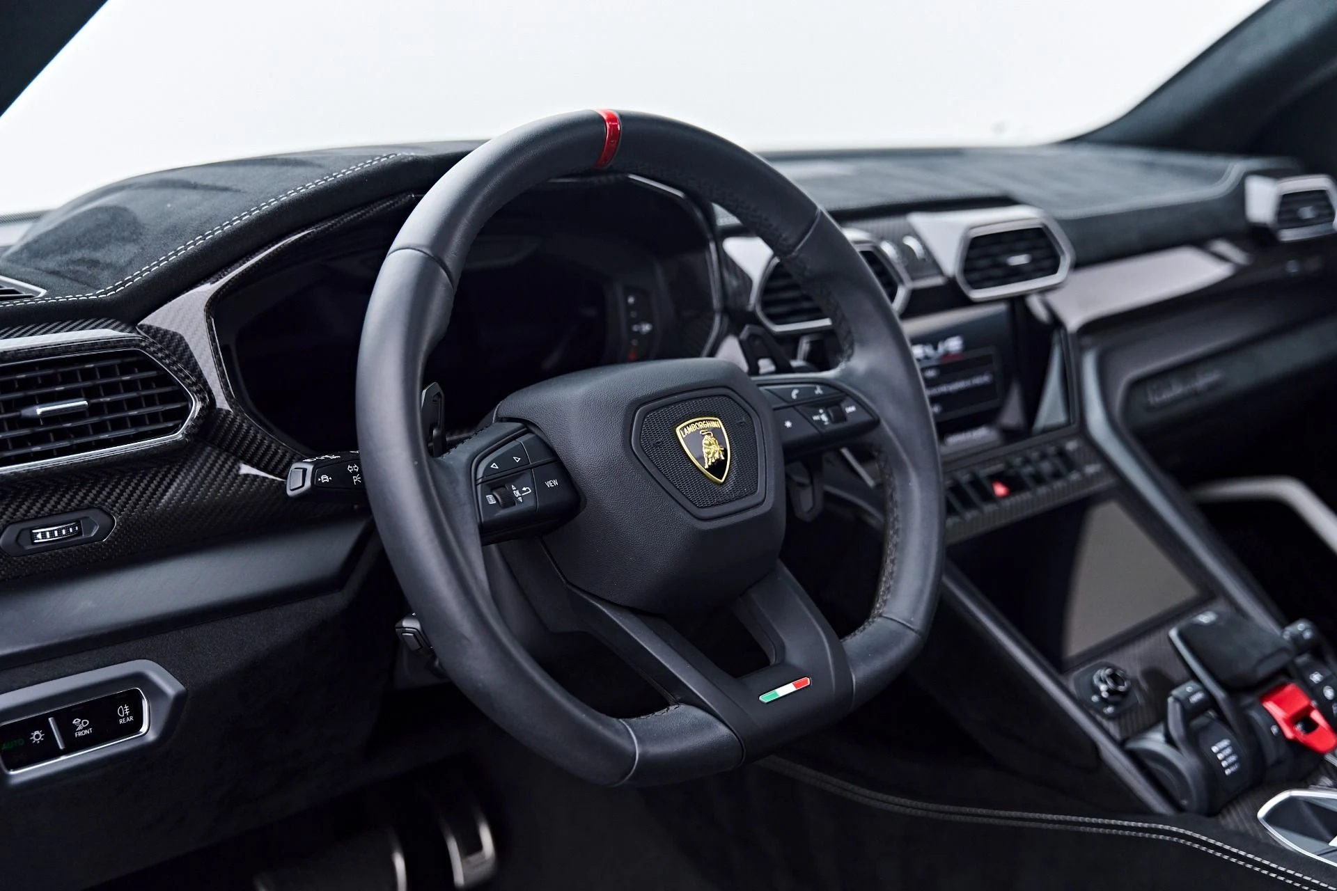 mph050_2285372085_Used_2023_Lamborghini_Urus_Performante_1785711330_78260e3334