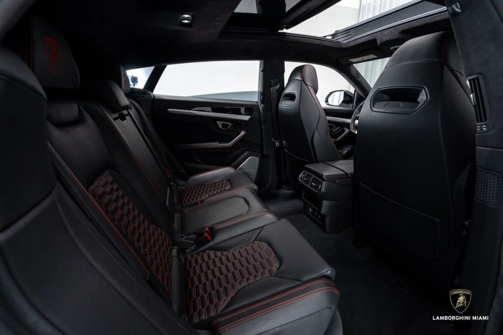 mph050_2301543017_348fe5a04c252a151b00d5e59c185693_682eb8de82