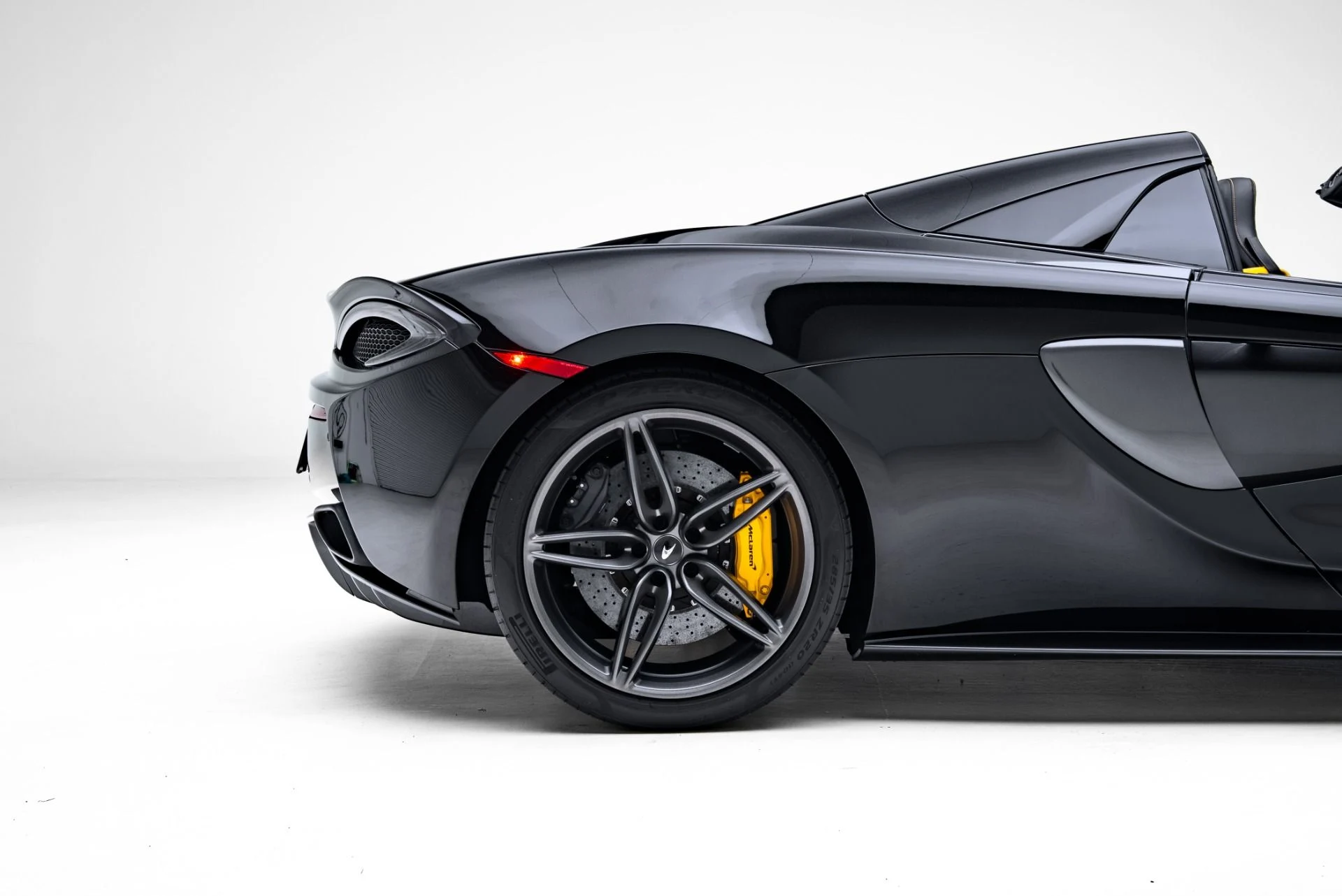 mph050_2311786331_Used_2019_Mc_Laren_570_S_Spider_1771457585_ed99ae77a8