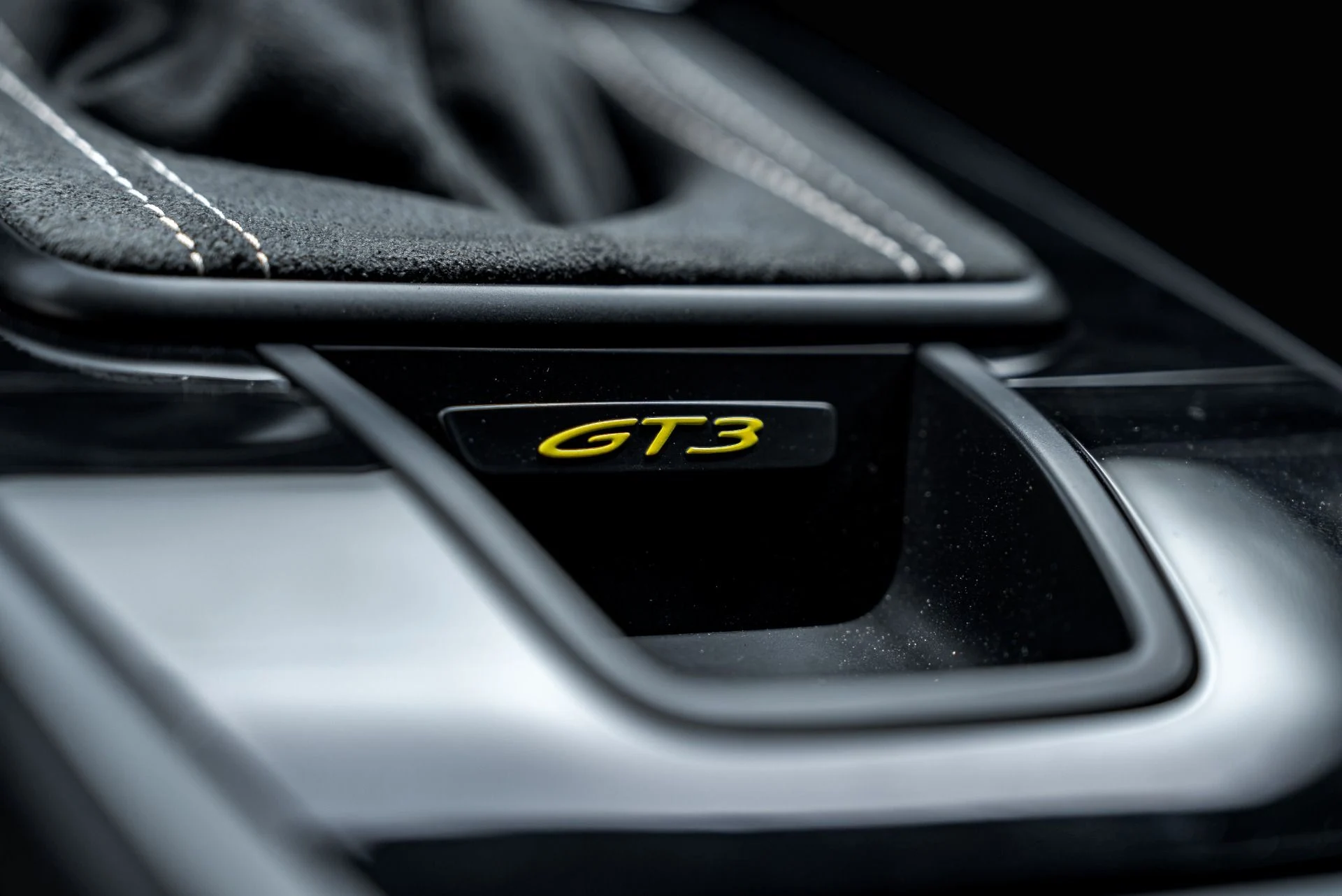 mph050_2322402896_Used_2022_Porsche_911_GT_3_1787159867_247f8f5652