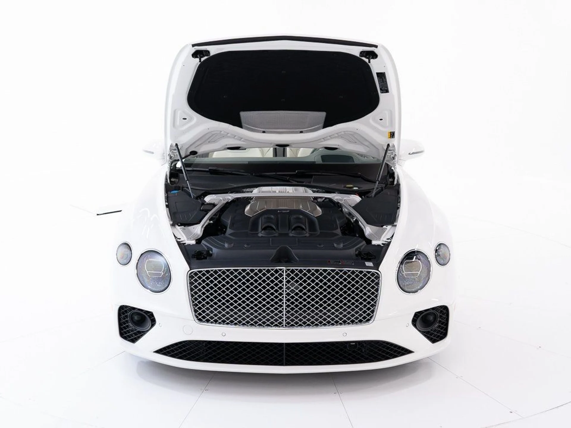 mph050_2332597445_c6ce3aee5f7203761b704c620a260723_dd861f6383